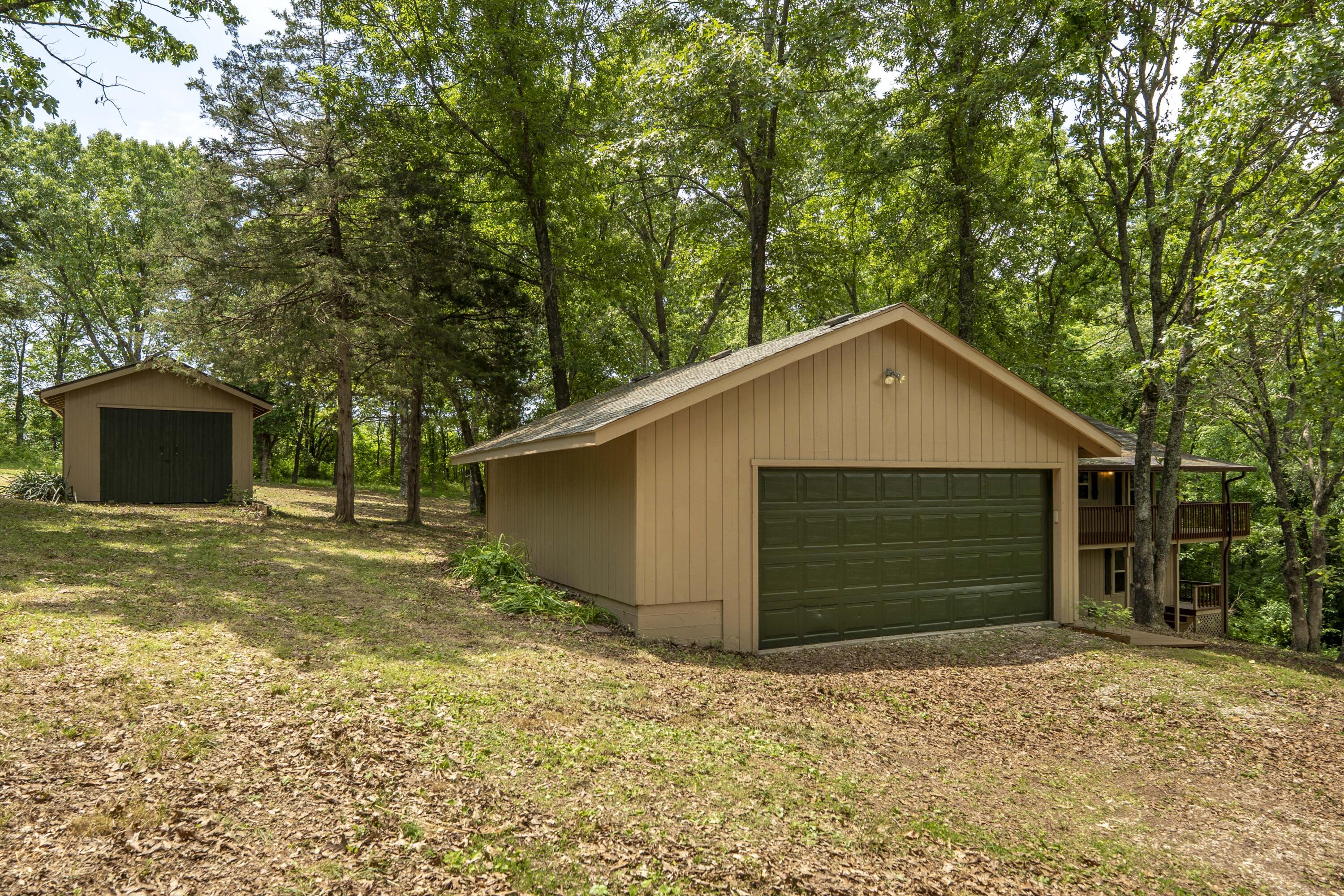 224 Loveland Drive Property Photo 3