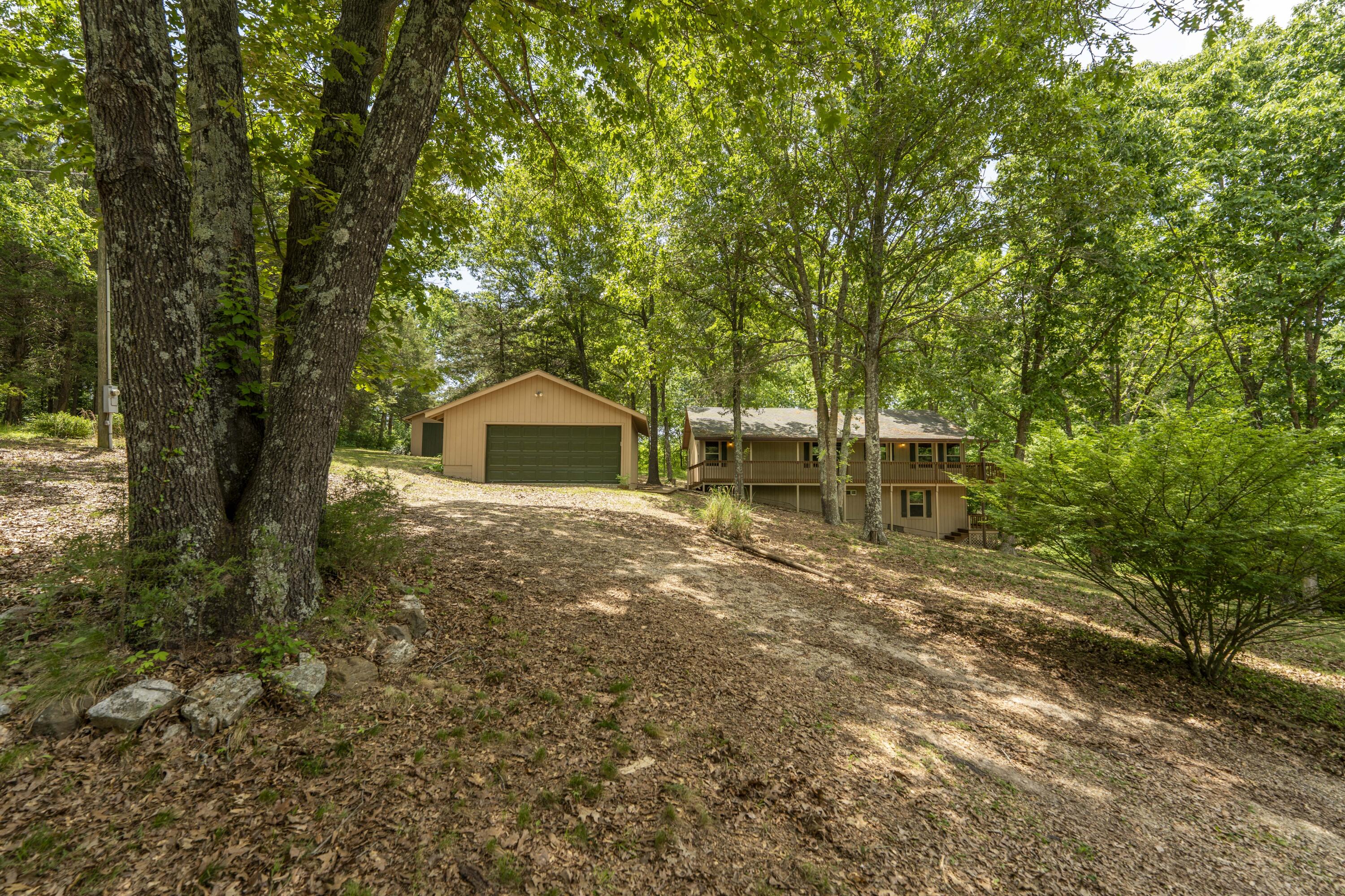 224 Loveland Drive Property Photo 4