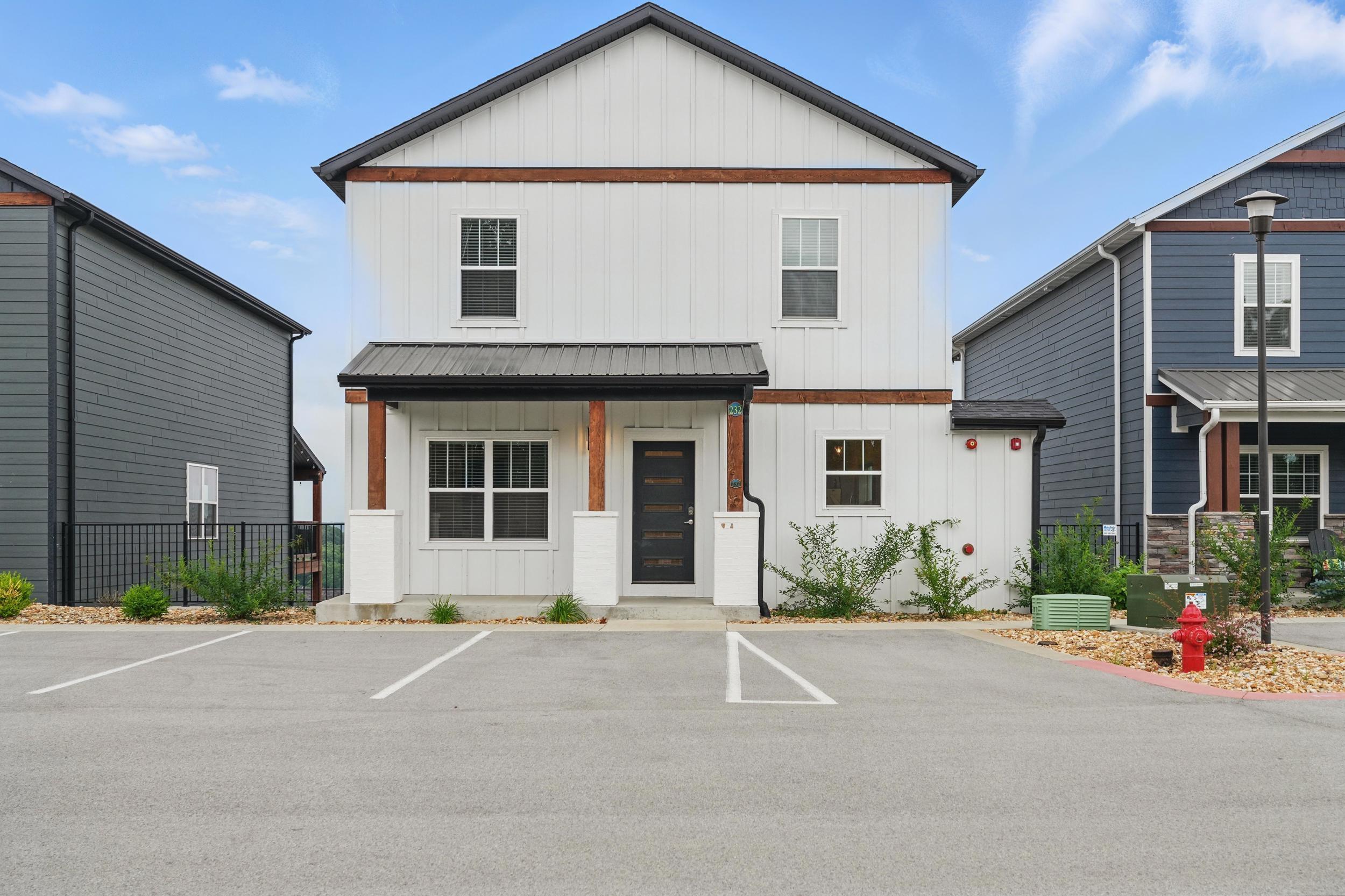 232 Chateau Mountain Hilltop Way Property Photo 65