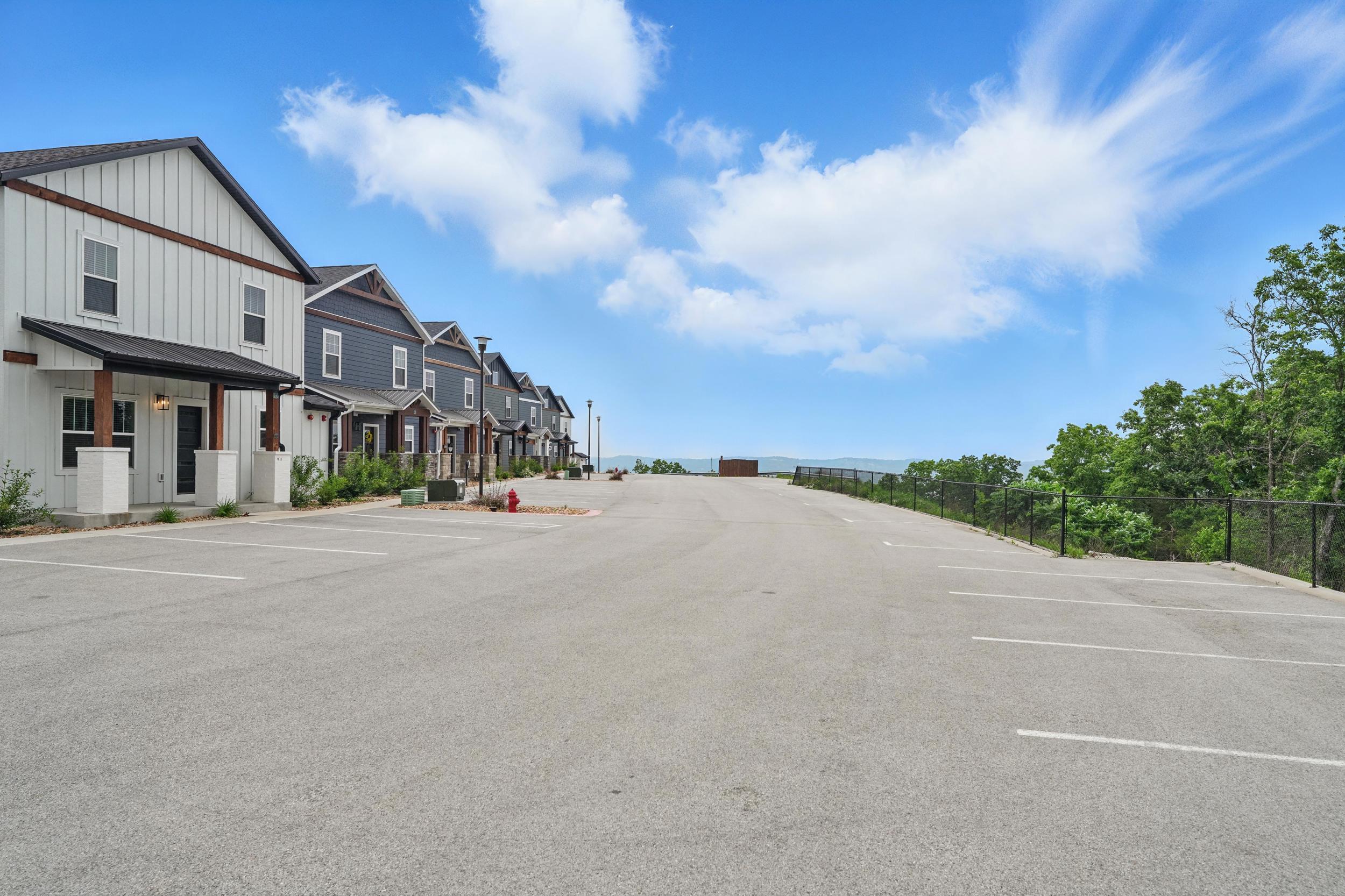 232 Chateau Mountain Hilltop Way Property Photo 68