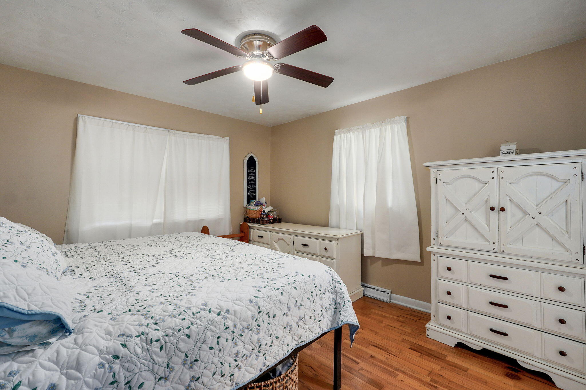 2021 West Olive Street Property Photo 14