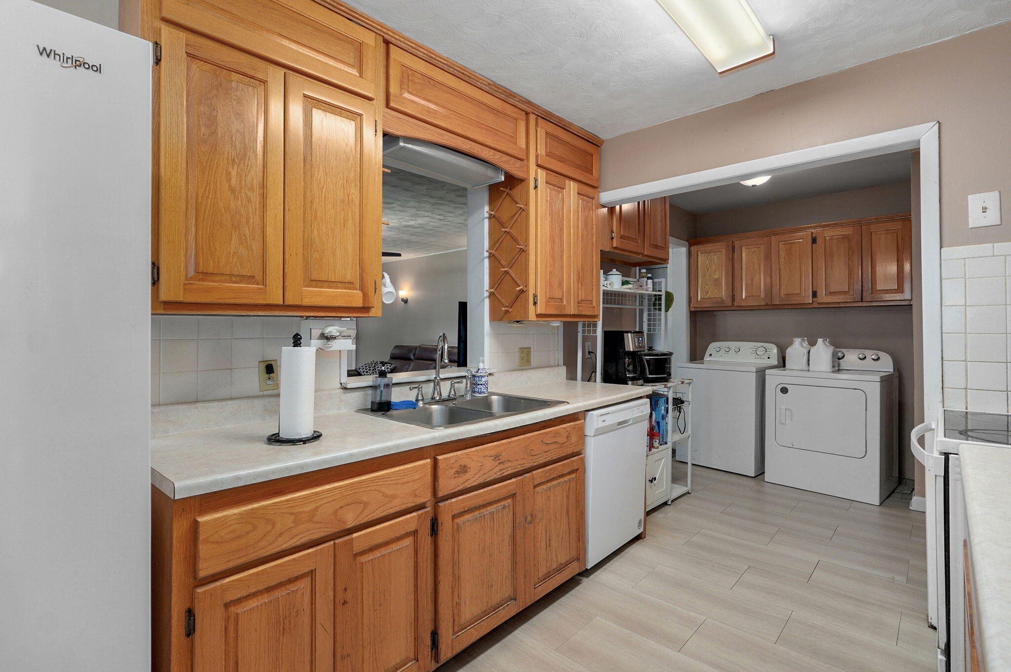 2021 West Olive Street Property Photo 18