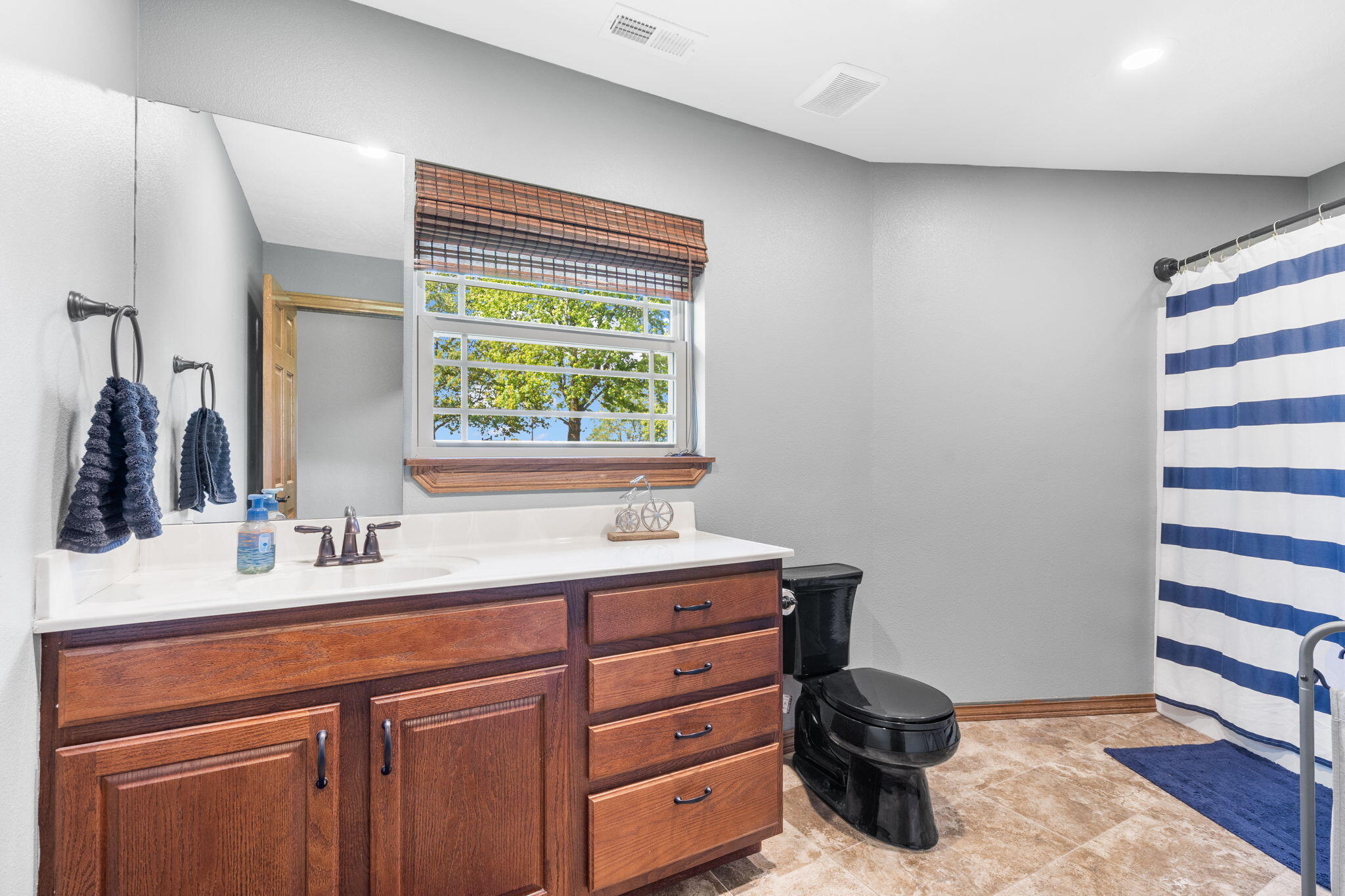6755 West Farm Road 194 Property Photo 20