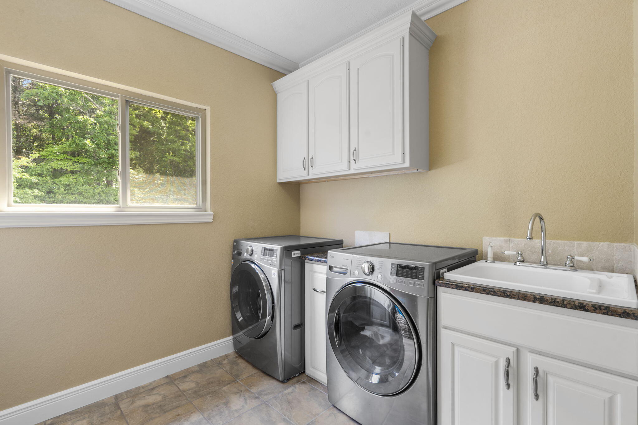 200 Barnes Lane Property Photo 12