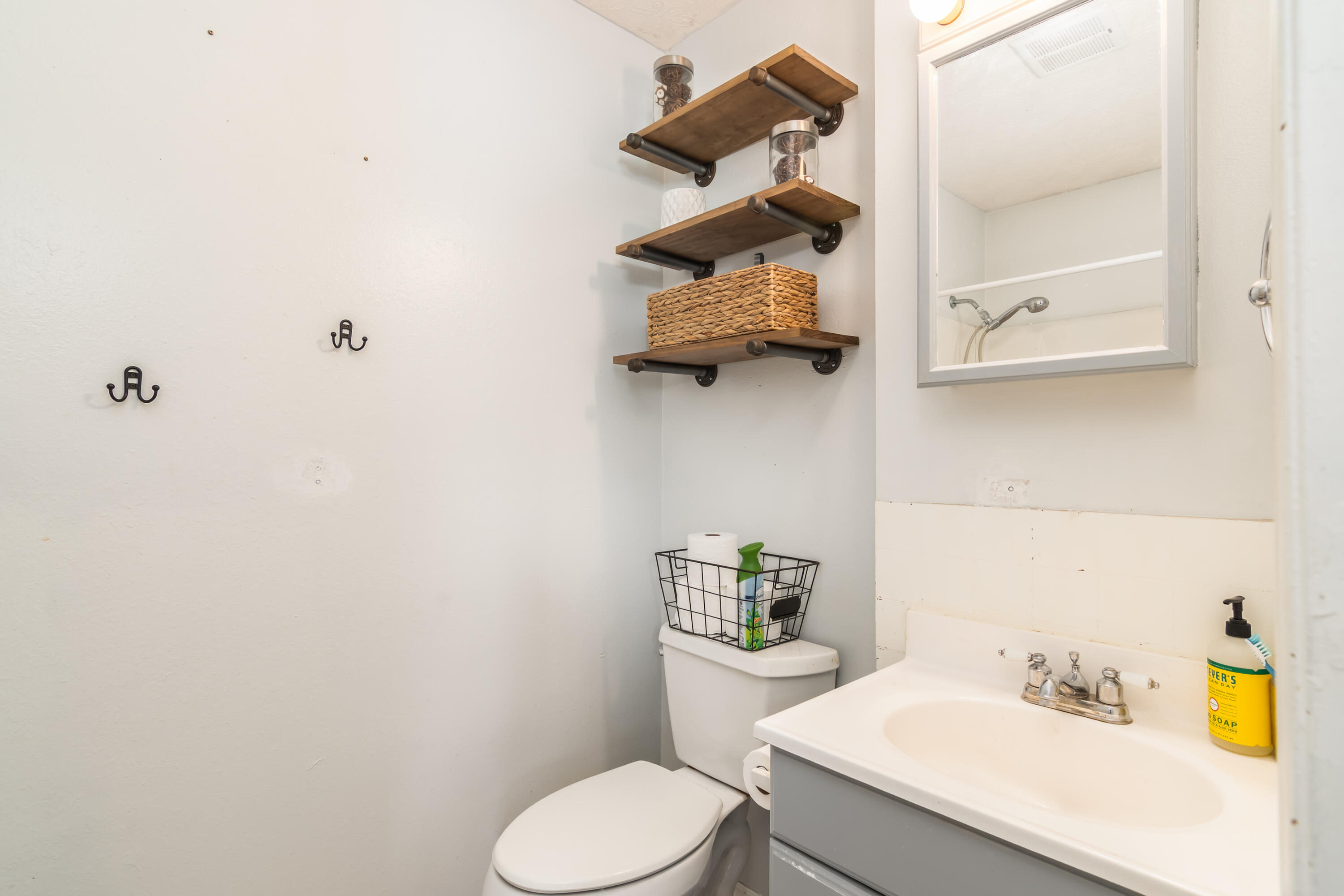 211 Spring Meadows Parkway Property Photo 12