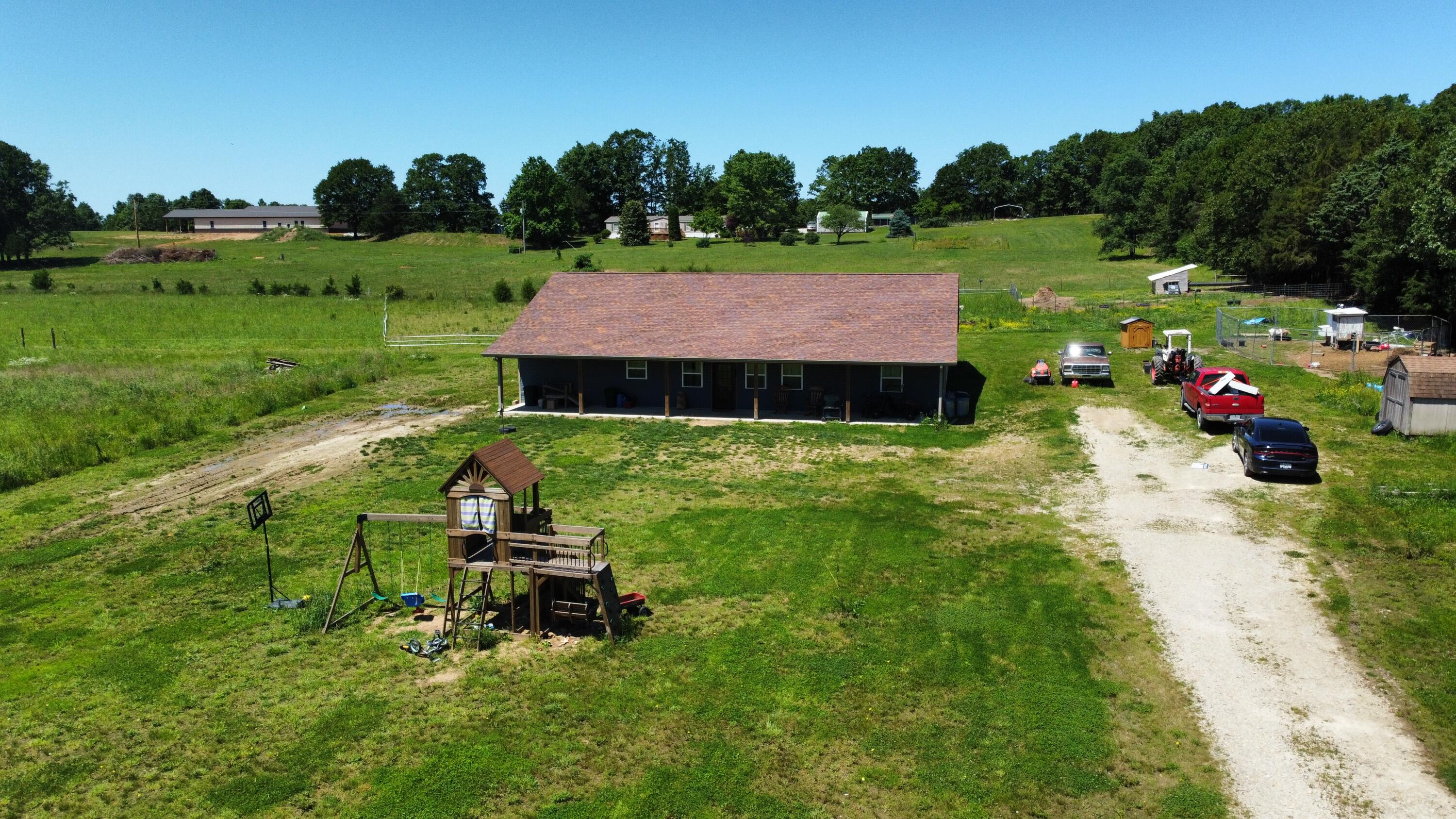 8689 County Road 7110 Property Photo 4