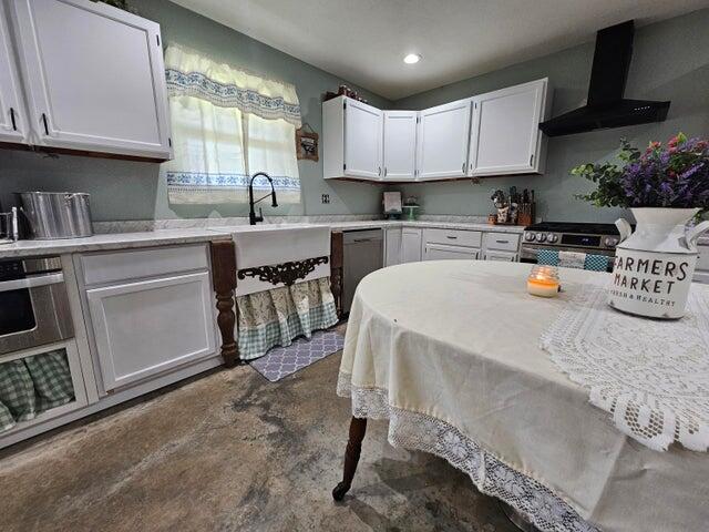 8689 County Road 7110 Property Photo 11