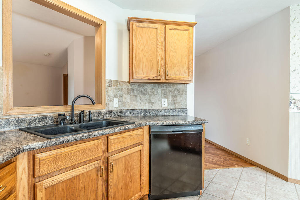 917 Wesley Avenue Property Photo 10