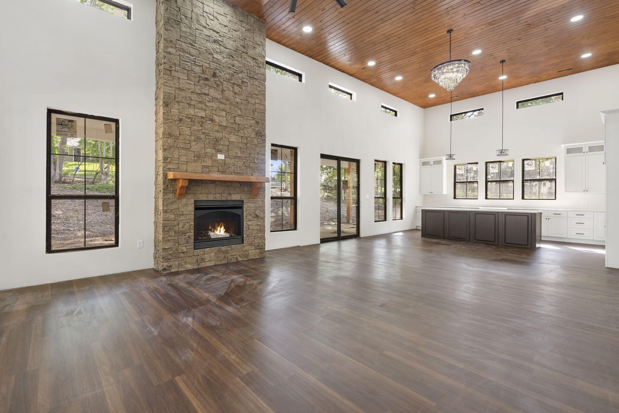 3 Willow Lane Property Photo 9