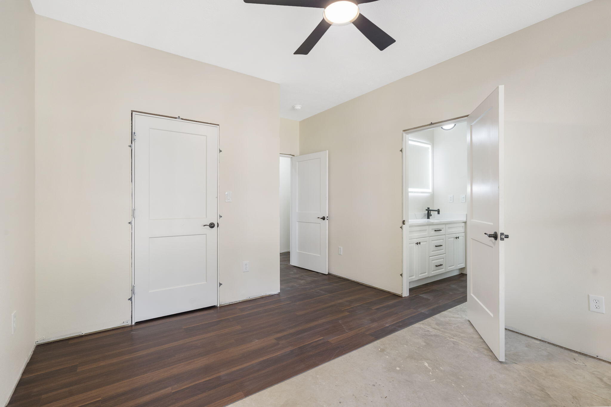 3 Willow Lane Property Photo 17