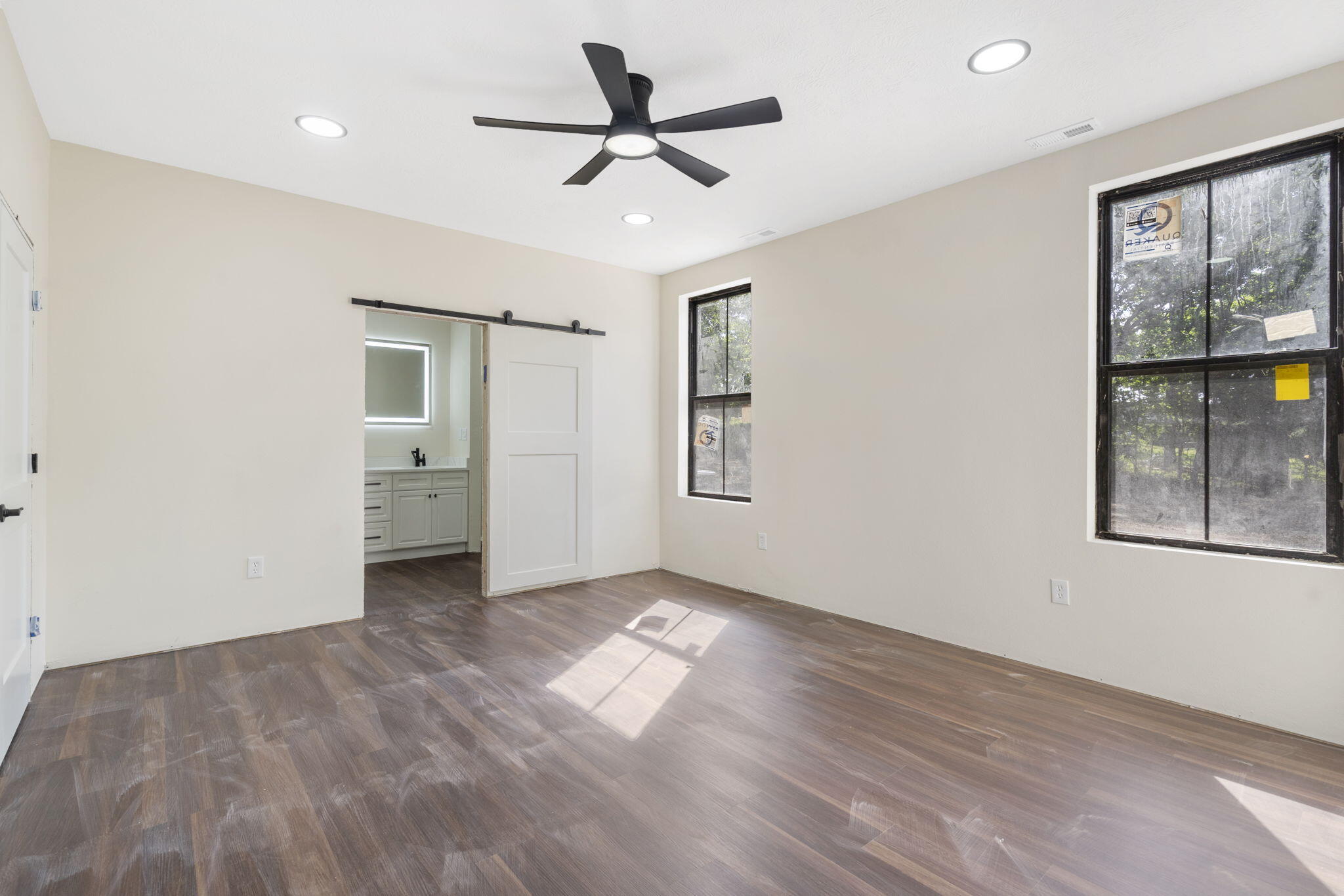 3 Willow Lane Property Photo 21