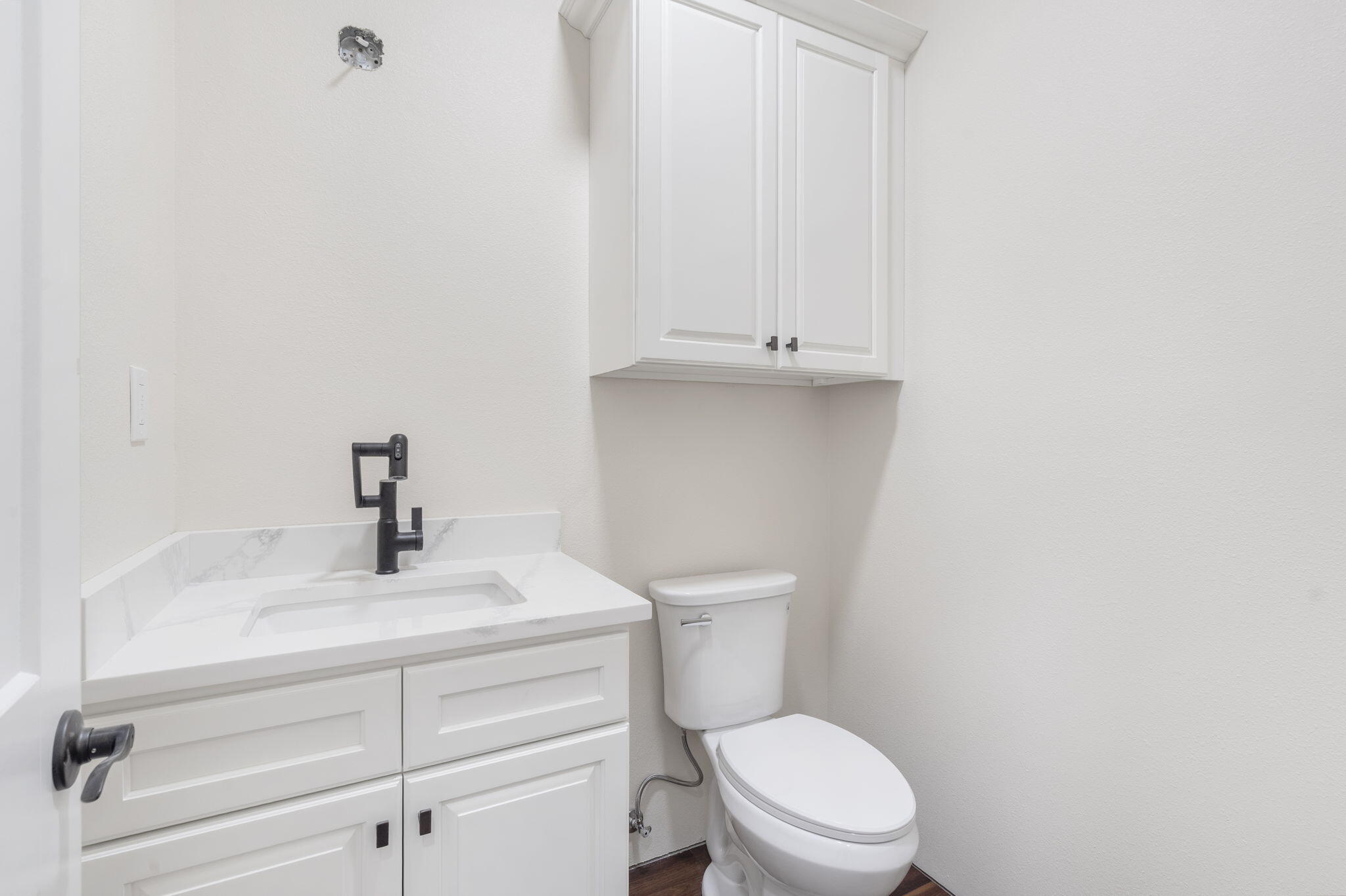 3 Willow Lane Property Photo 30