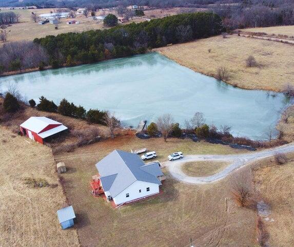 8750 Deerfield Road Property Photo 5