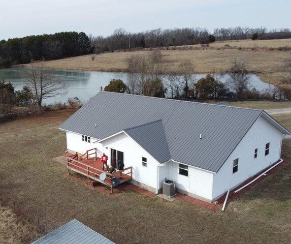 8750 Deerfield Road Property Photo 7