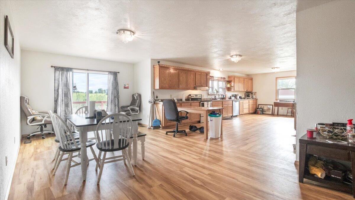 8750 Deerfield Road Property Photo 14