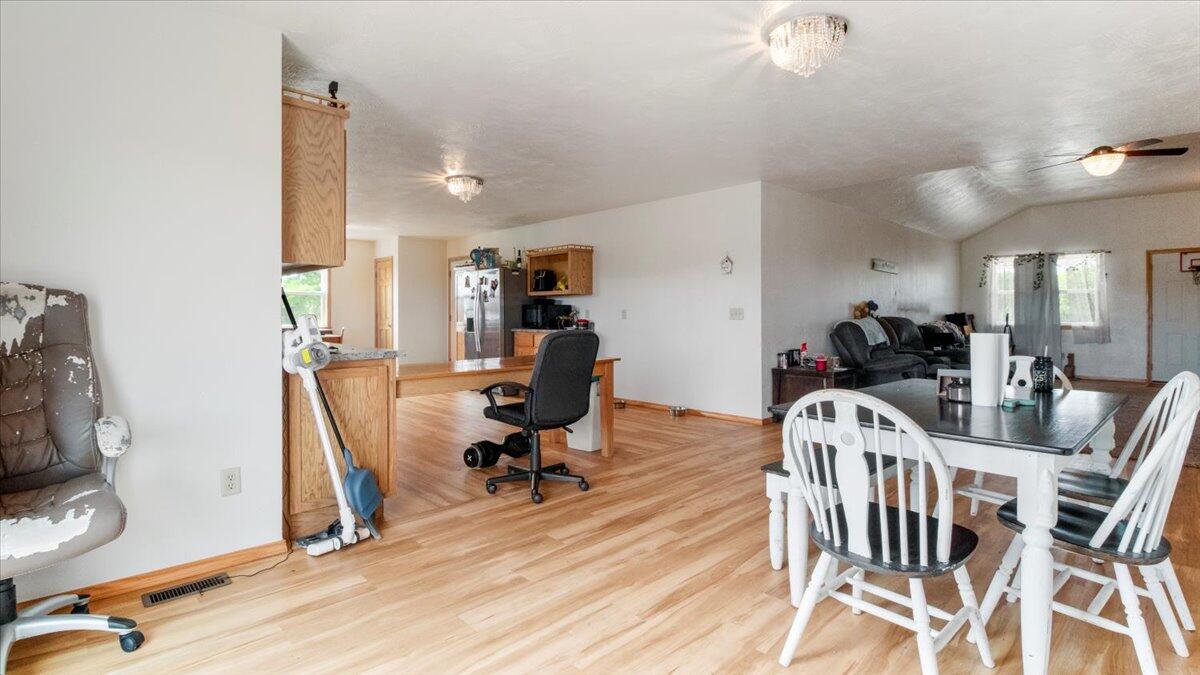8750 Deerfield Road Property Photo 15