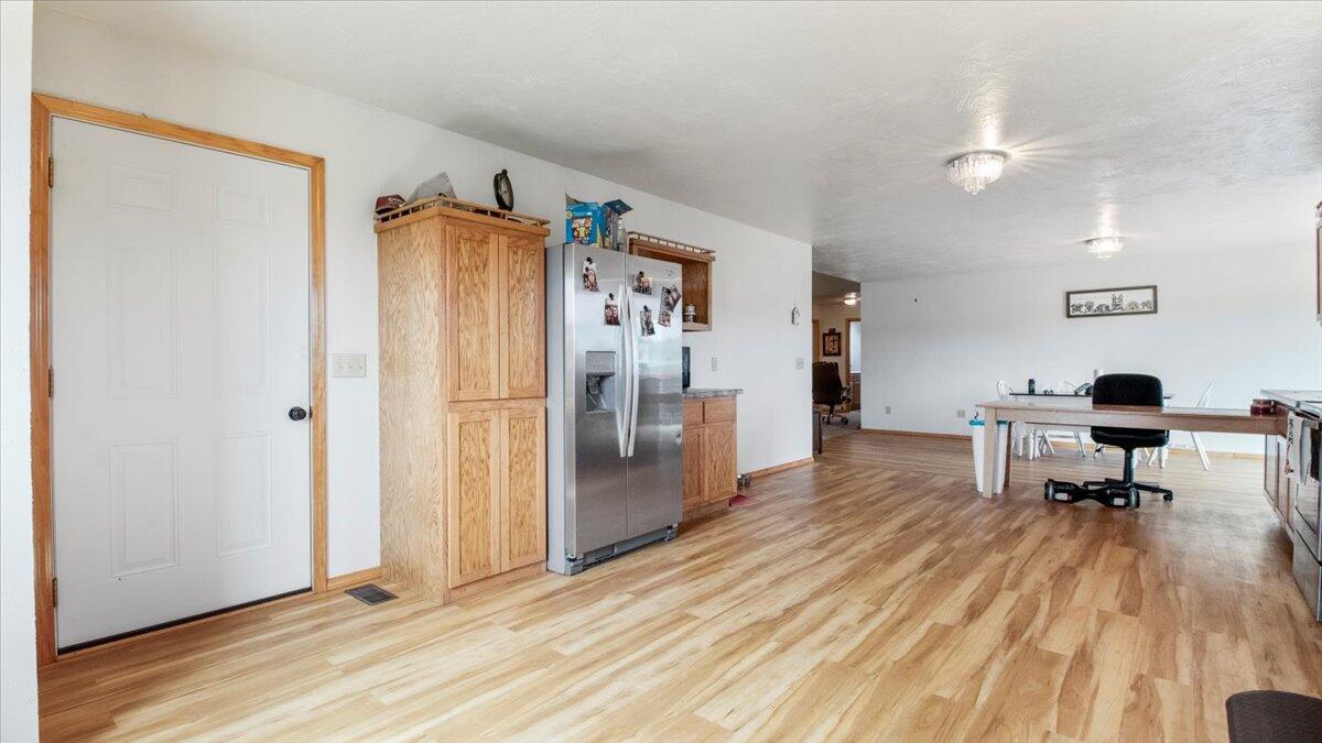 8750 Deerfield Road Property Photo 20