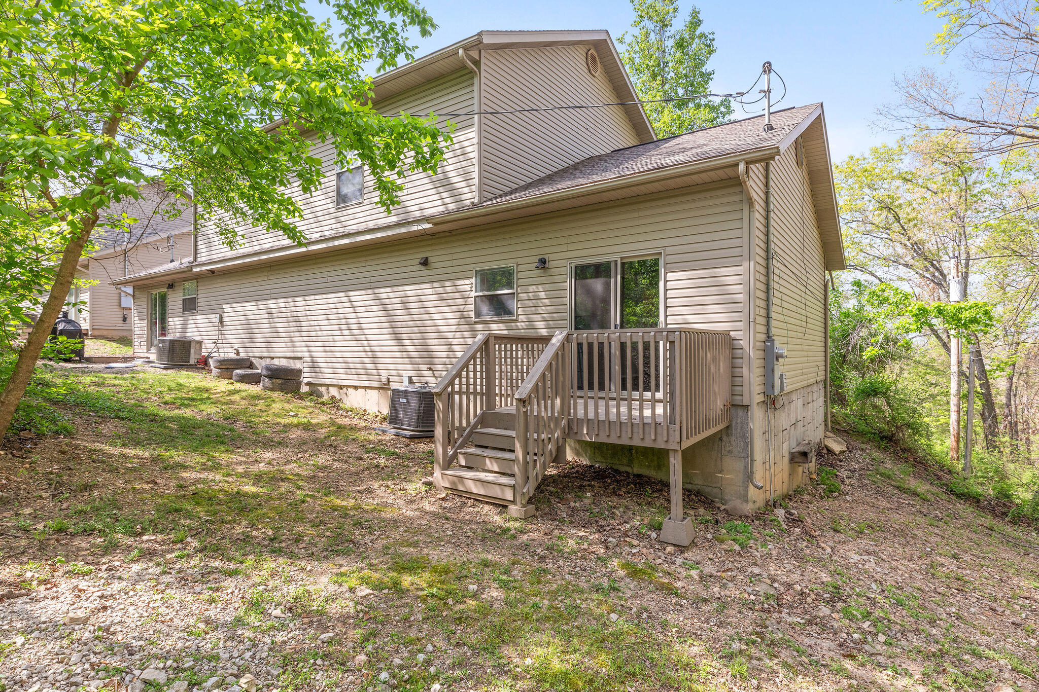 1297 Hillcrest Place Property Photo 13
