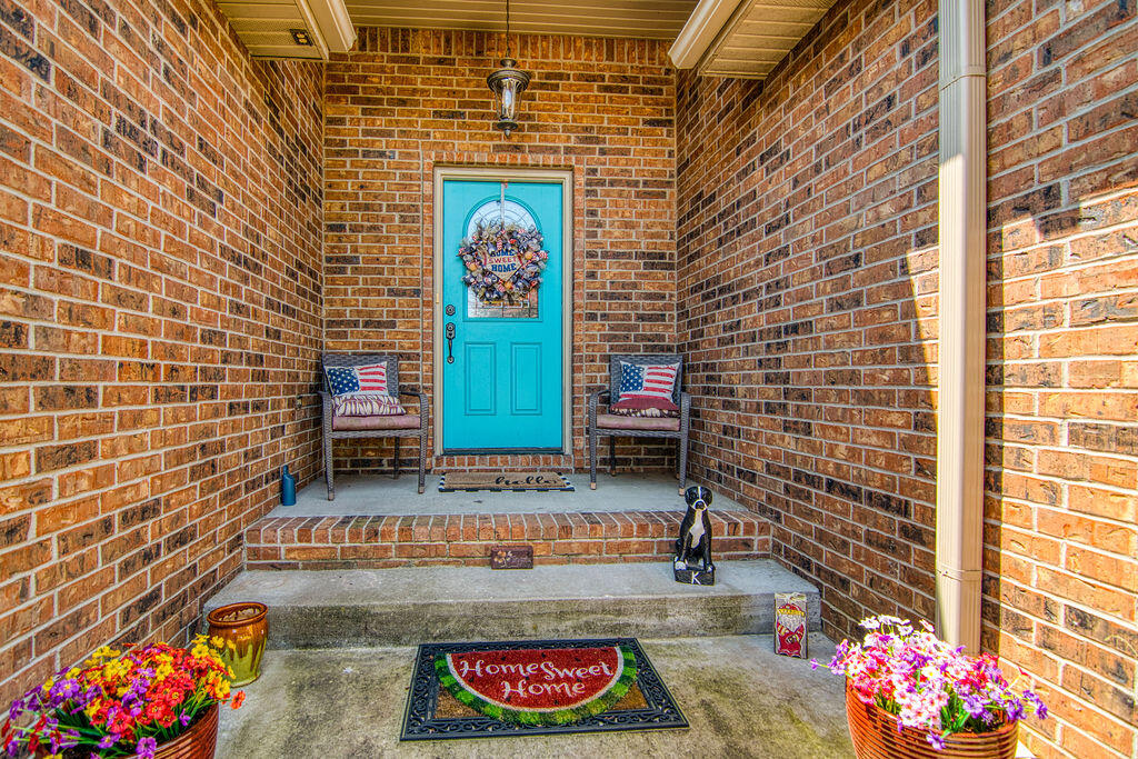 1054 West Itaska Road Property Photo 4