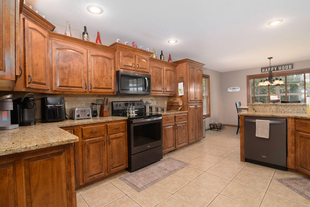 1054 West Itaska Road Property Photo 10