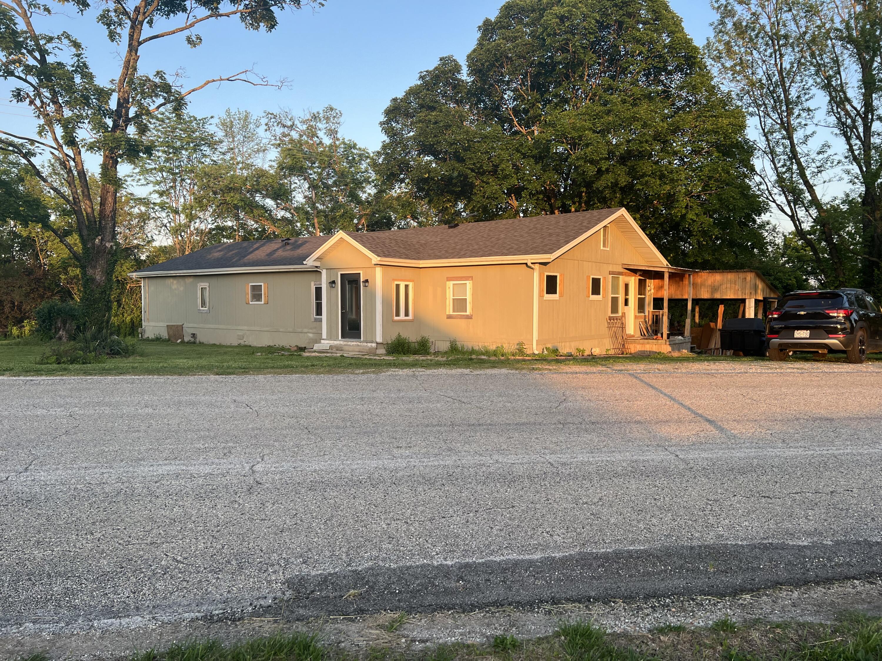1216 Glossip Avenue Property Photo 1