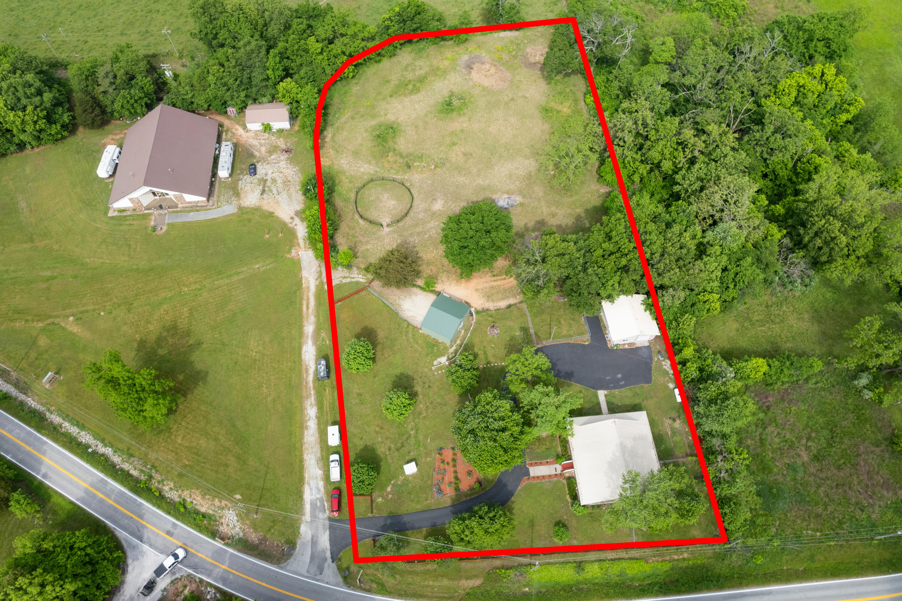 36205 State Highway 413 Property Photo 3