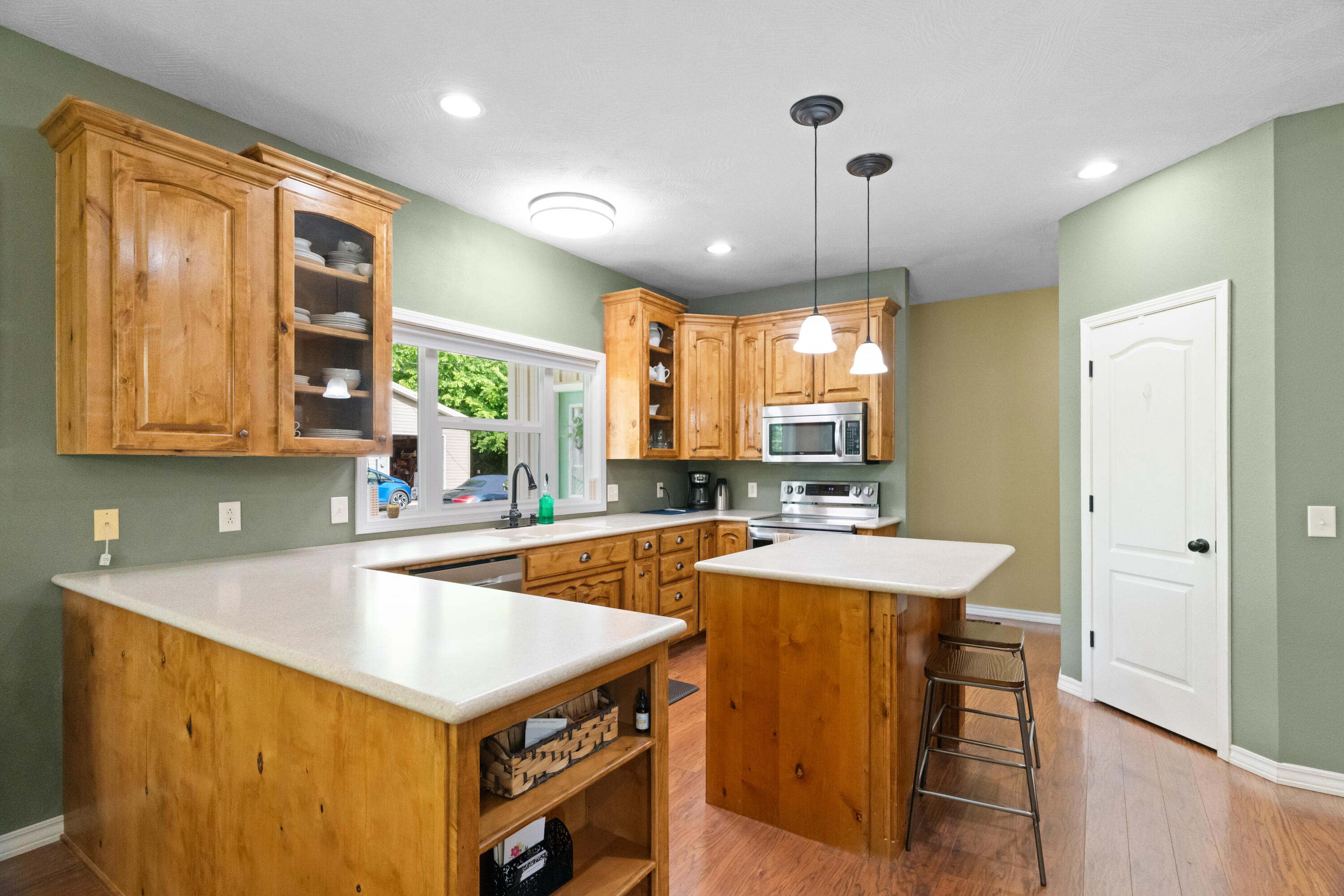36205 State Highway 413 Property Photo 17