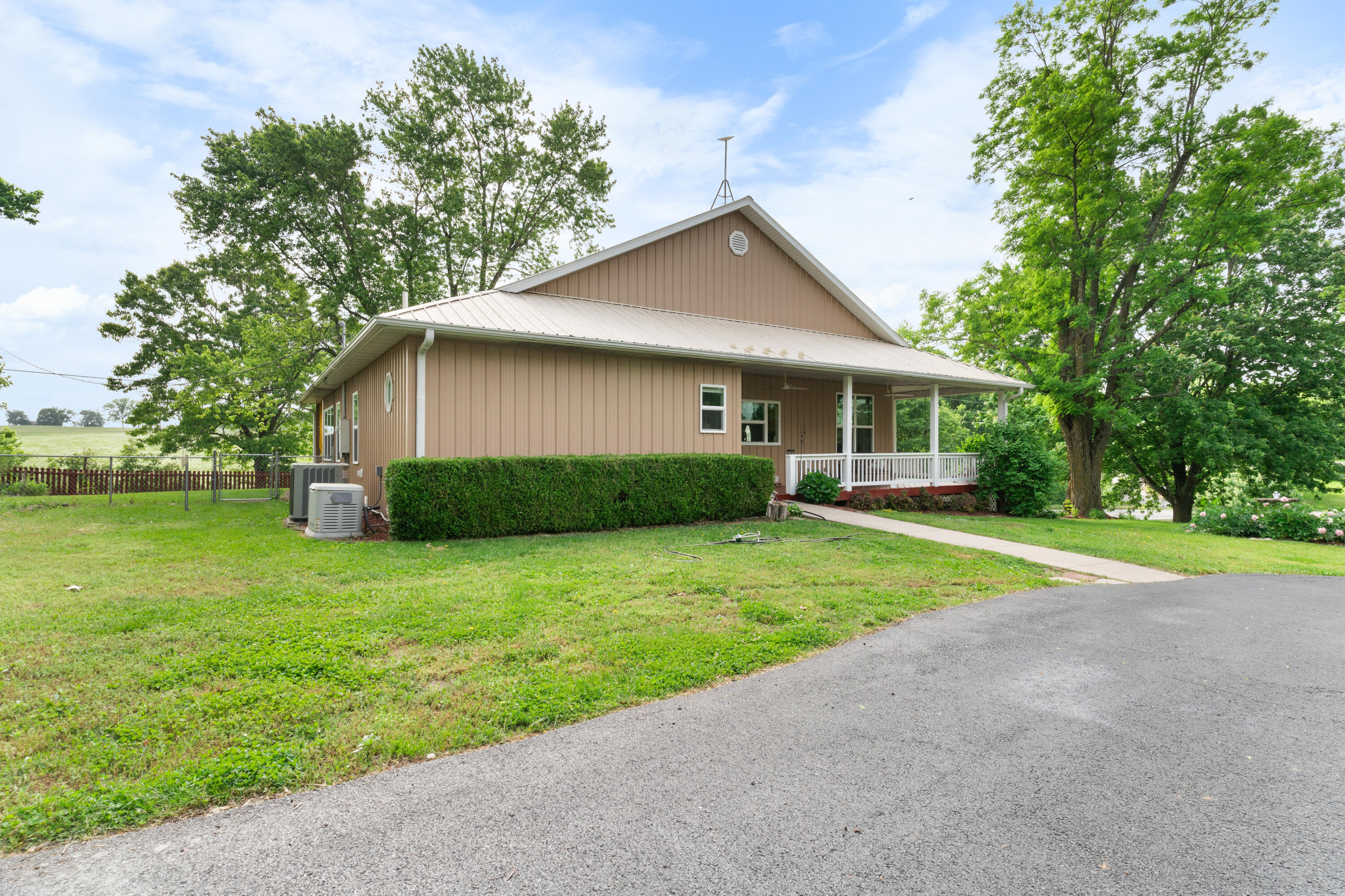 36205 State Highway 413 Property Photo 37