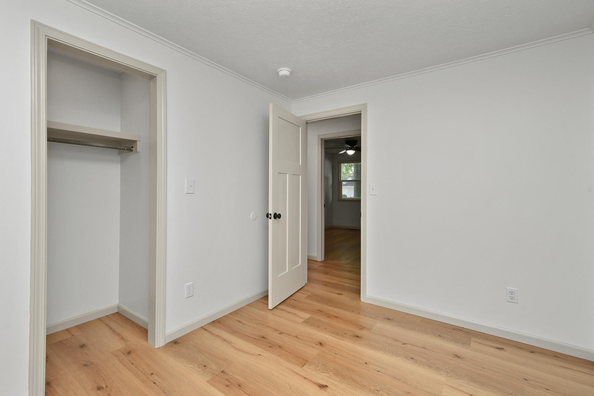 2658 South Hillsboro Property Photo 27