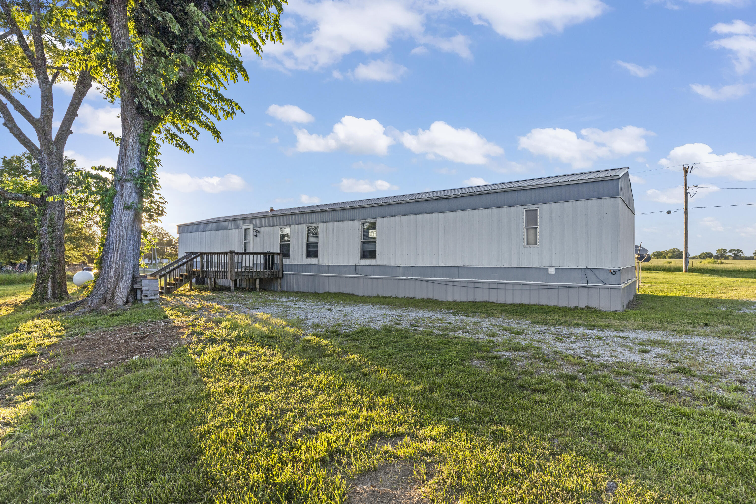 13646 East Mission Road Property Photo 16