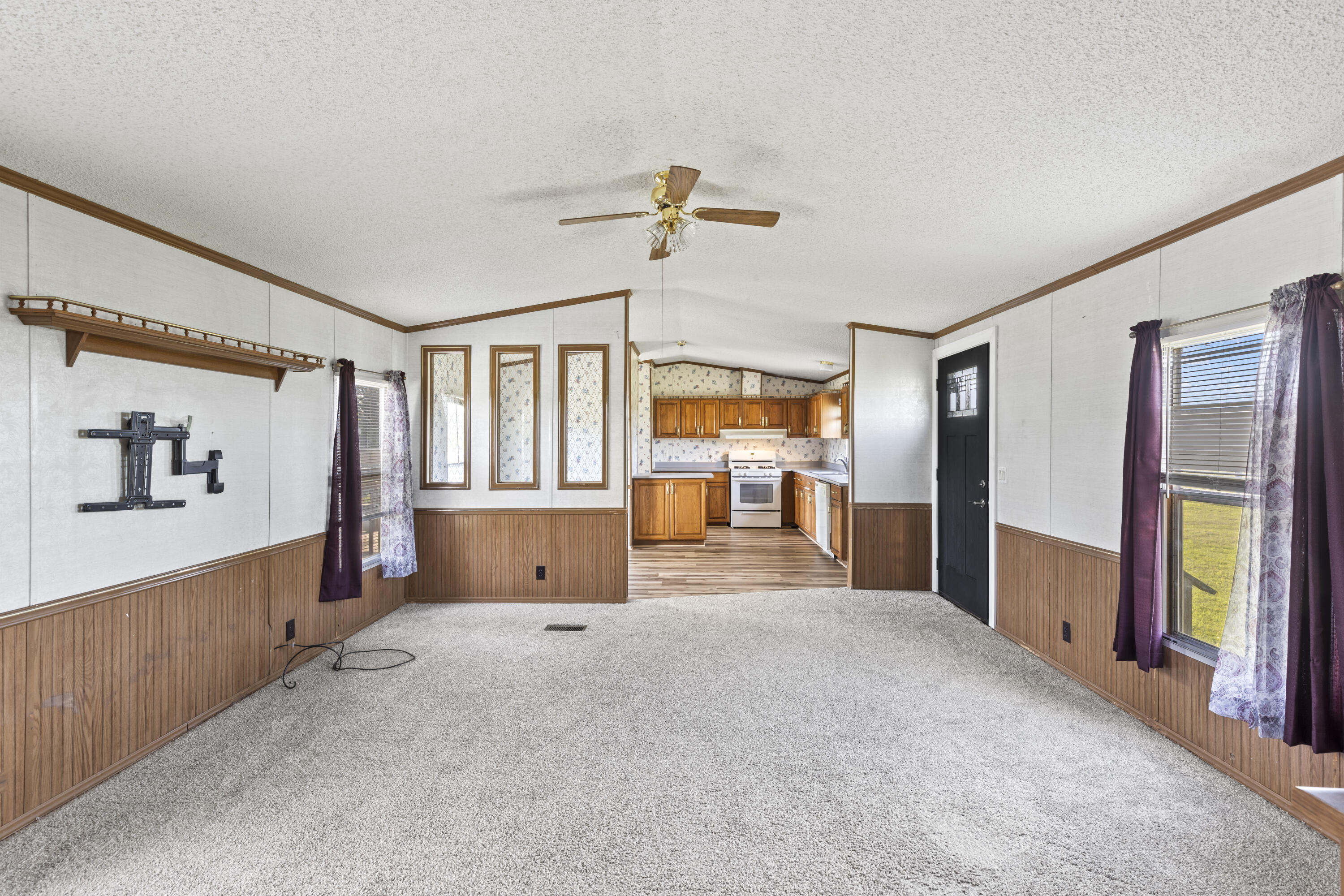 13646 East Mission Road Property Photo 26