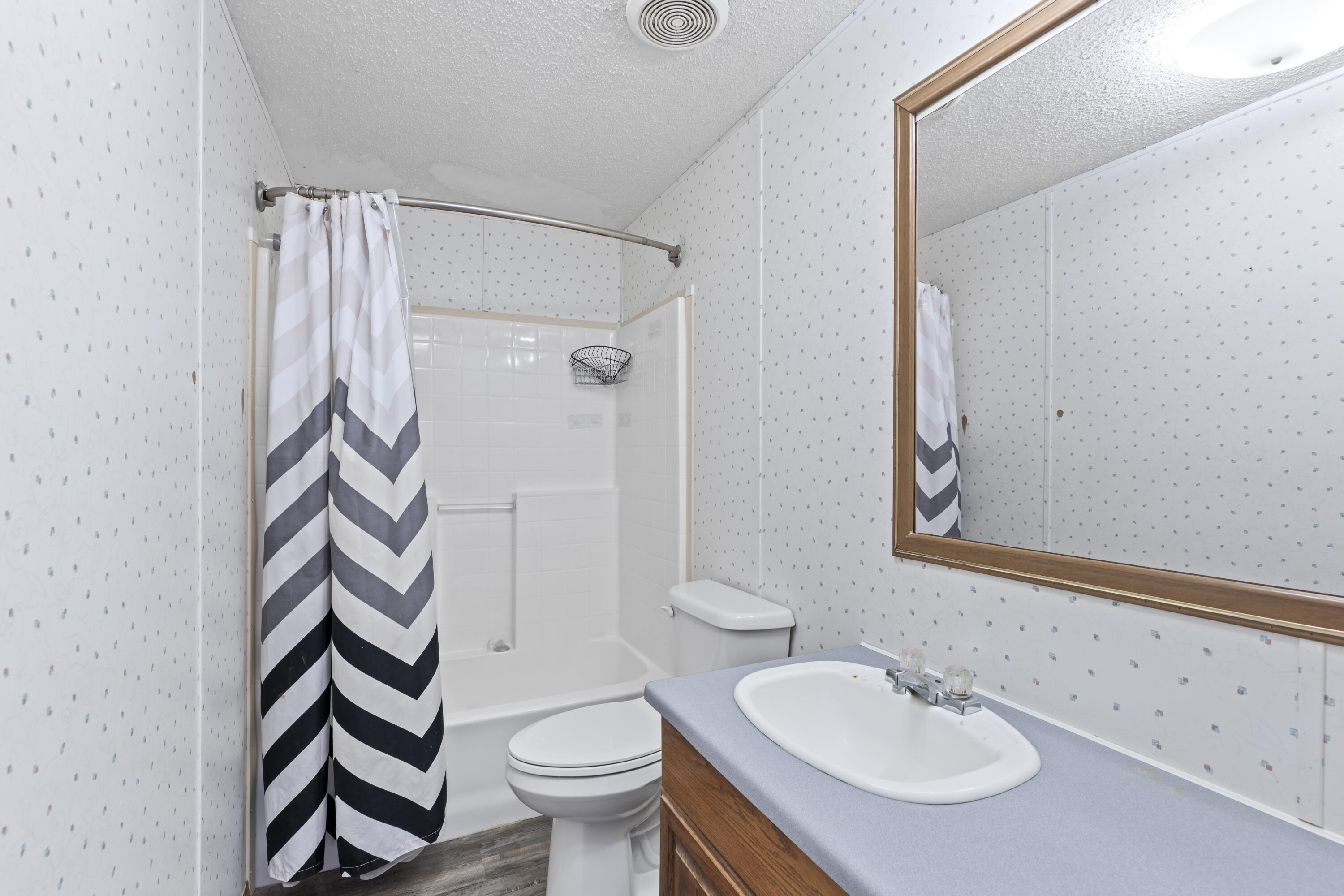 13646 East Mission Road Property Photo 27