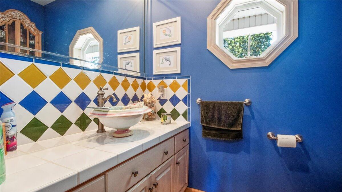 85 Mc 142 Property Photo 14