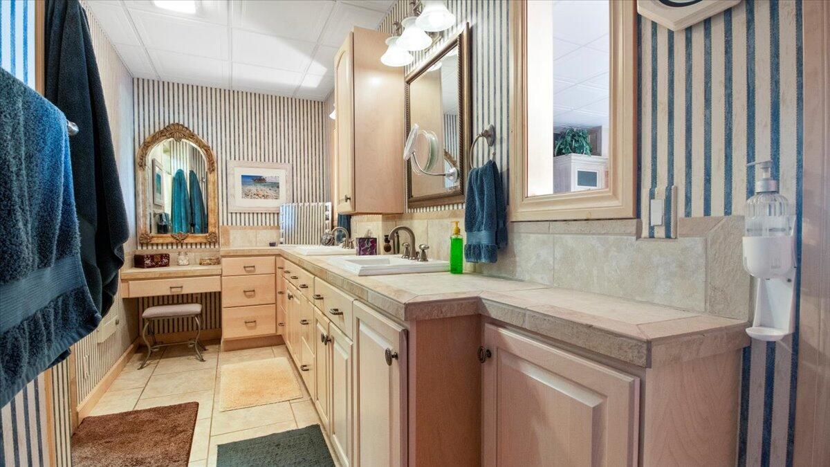 85 Mc 142 Property Photo 24