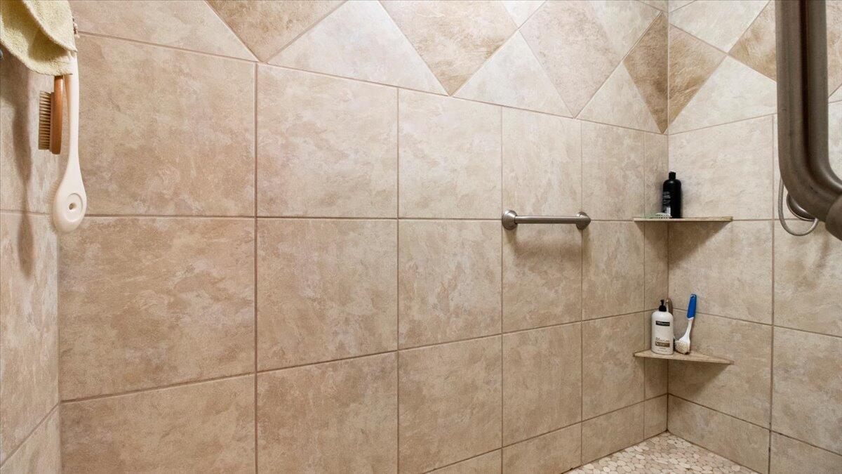 85 Mc 142 Property Photo 25