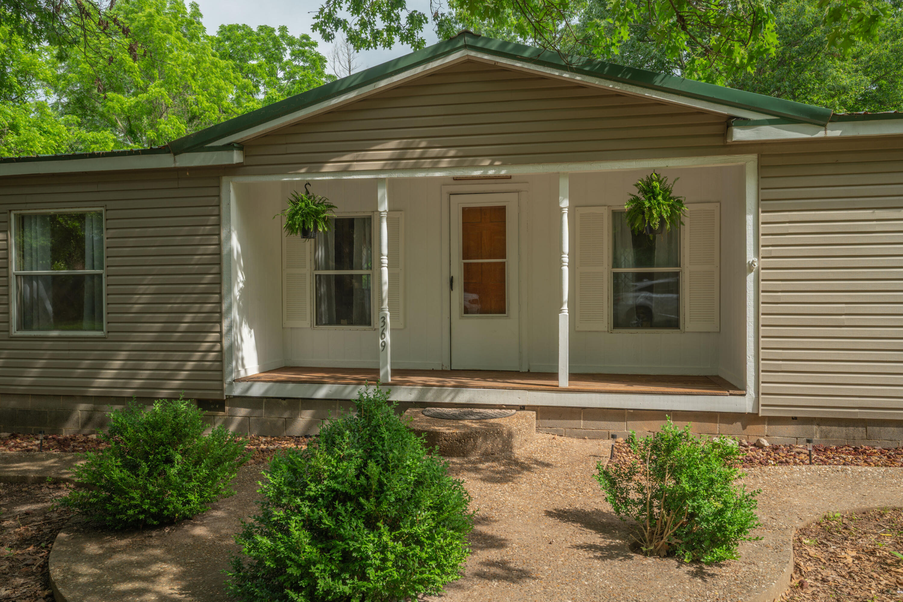 369 Candlestick Lane Property Photo 5