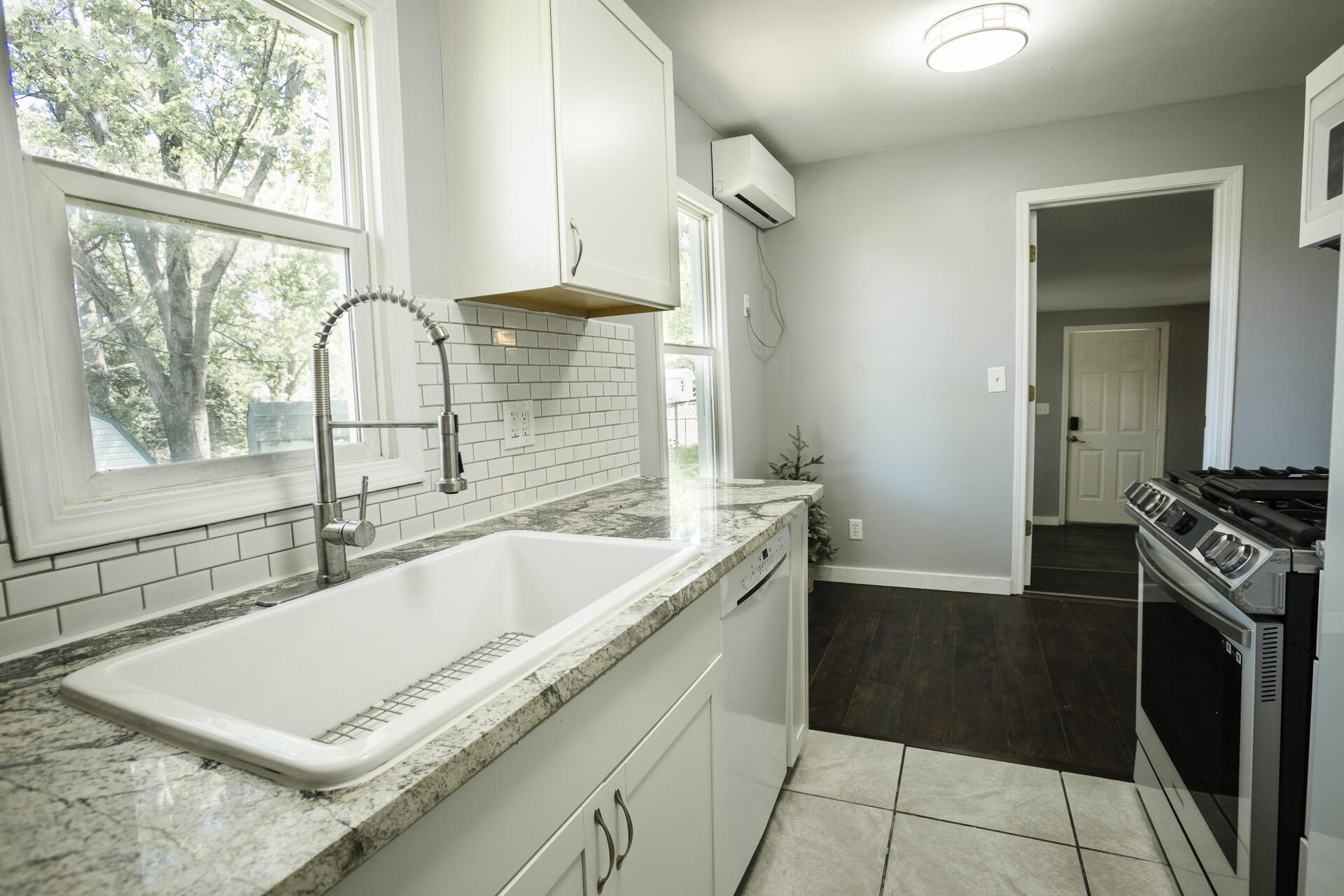 1443 6th Street Property Photo 10