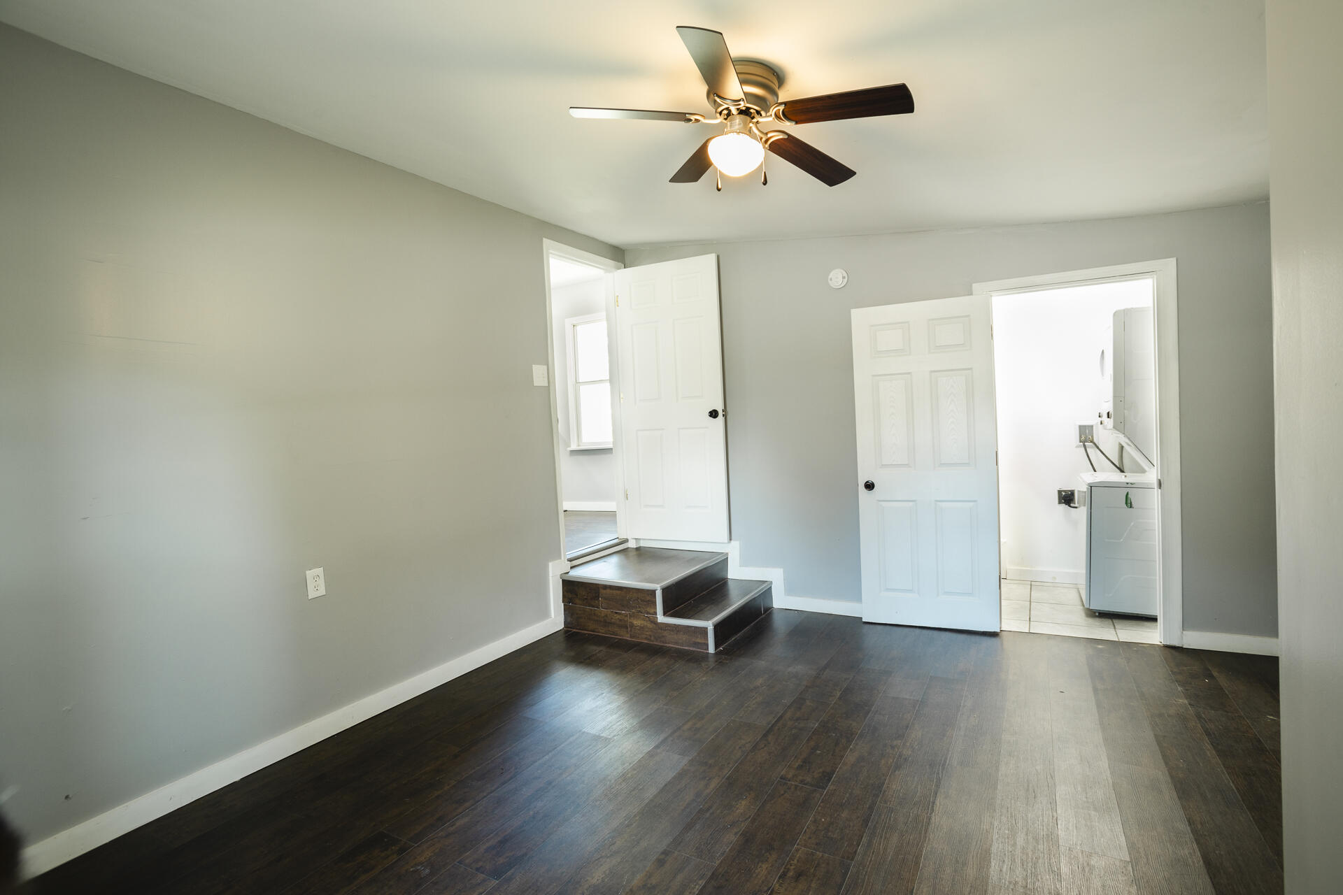 1443 6th Street Property Photo 13