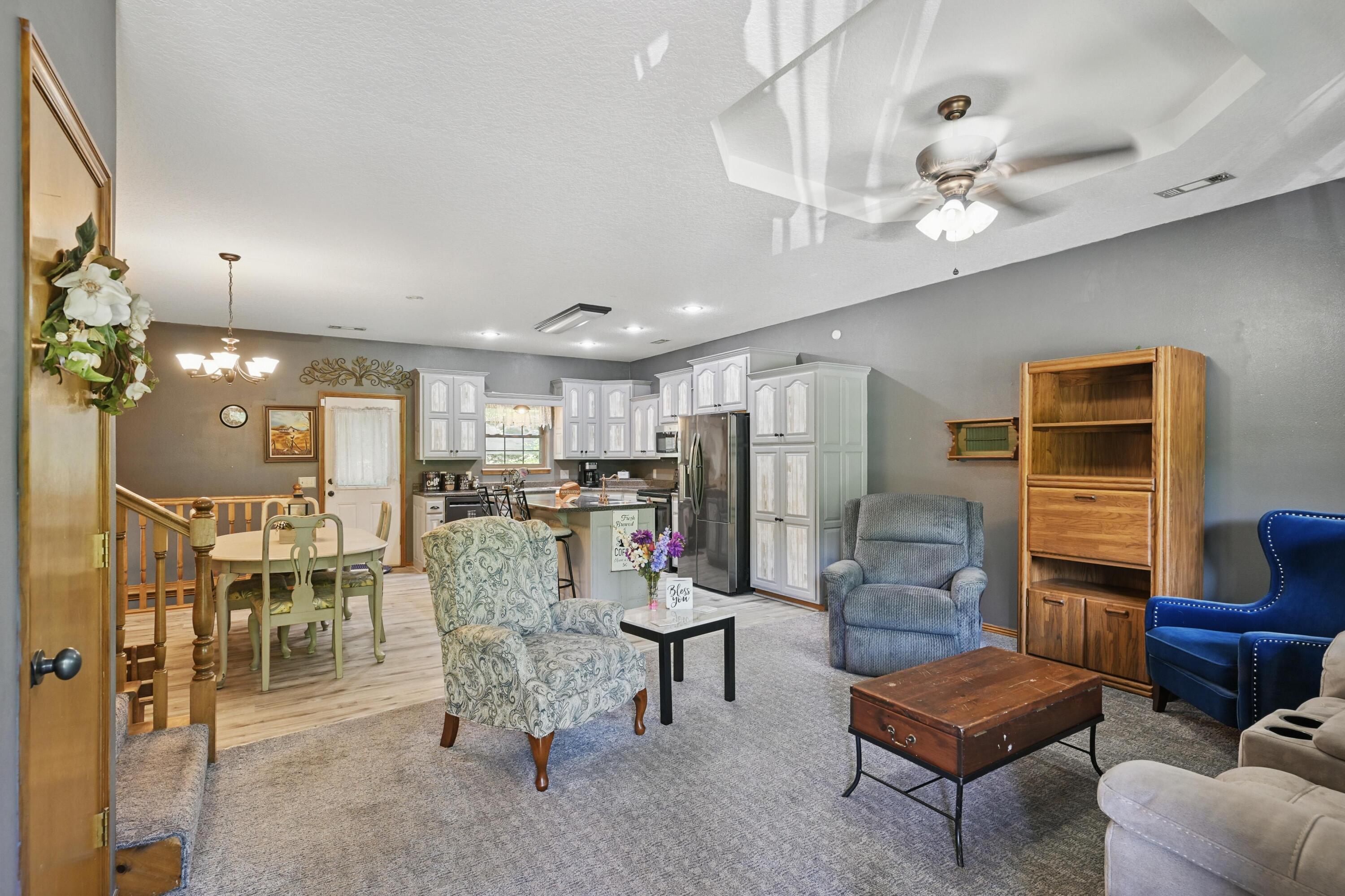 22 Oak Hill Drive Property Photo 2