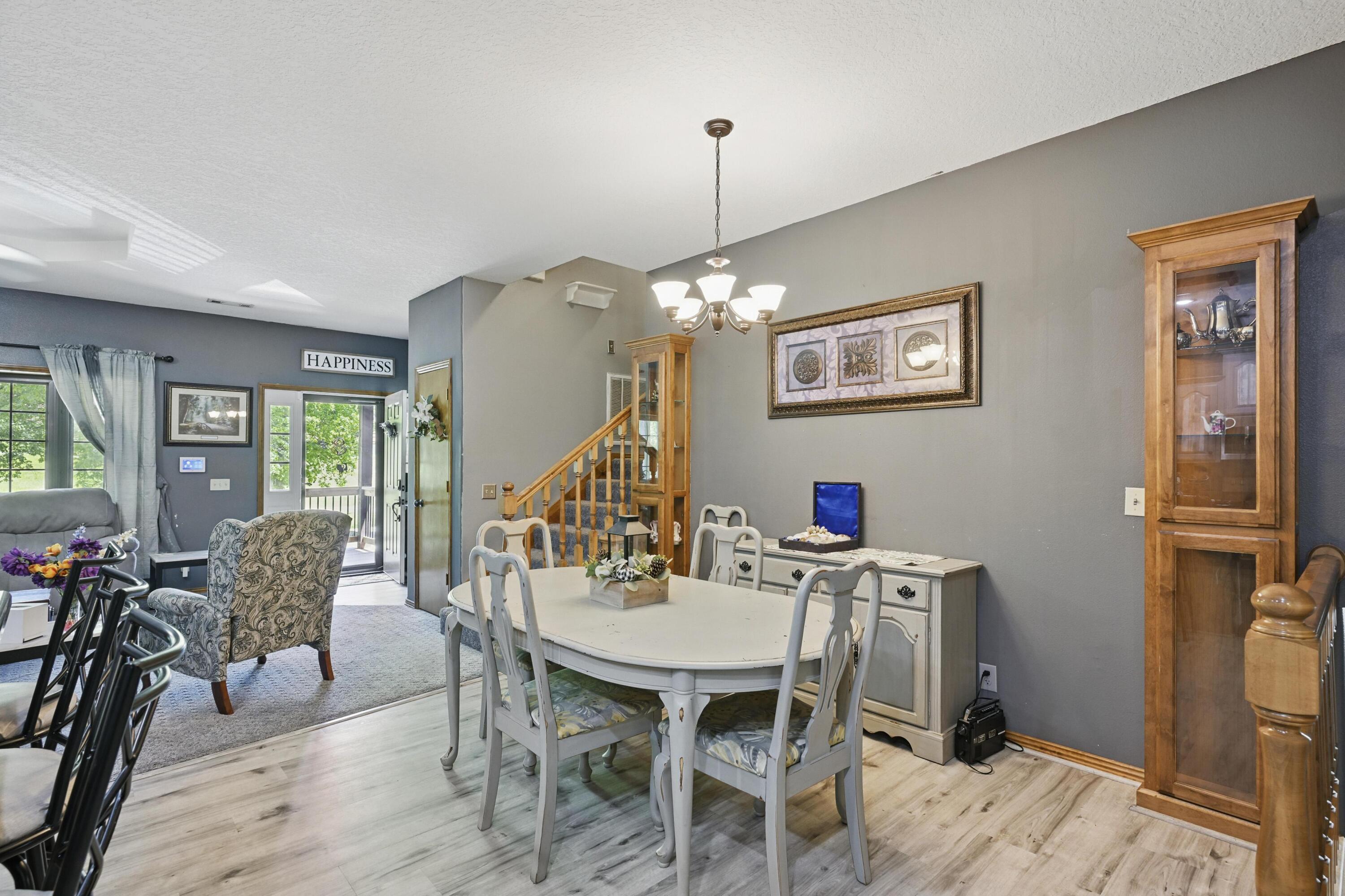 22 Oak Hill Drive Property Photo 11
