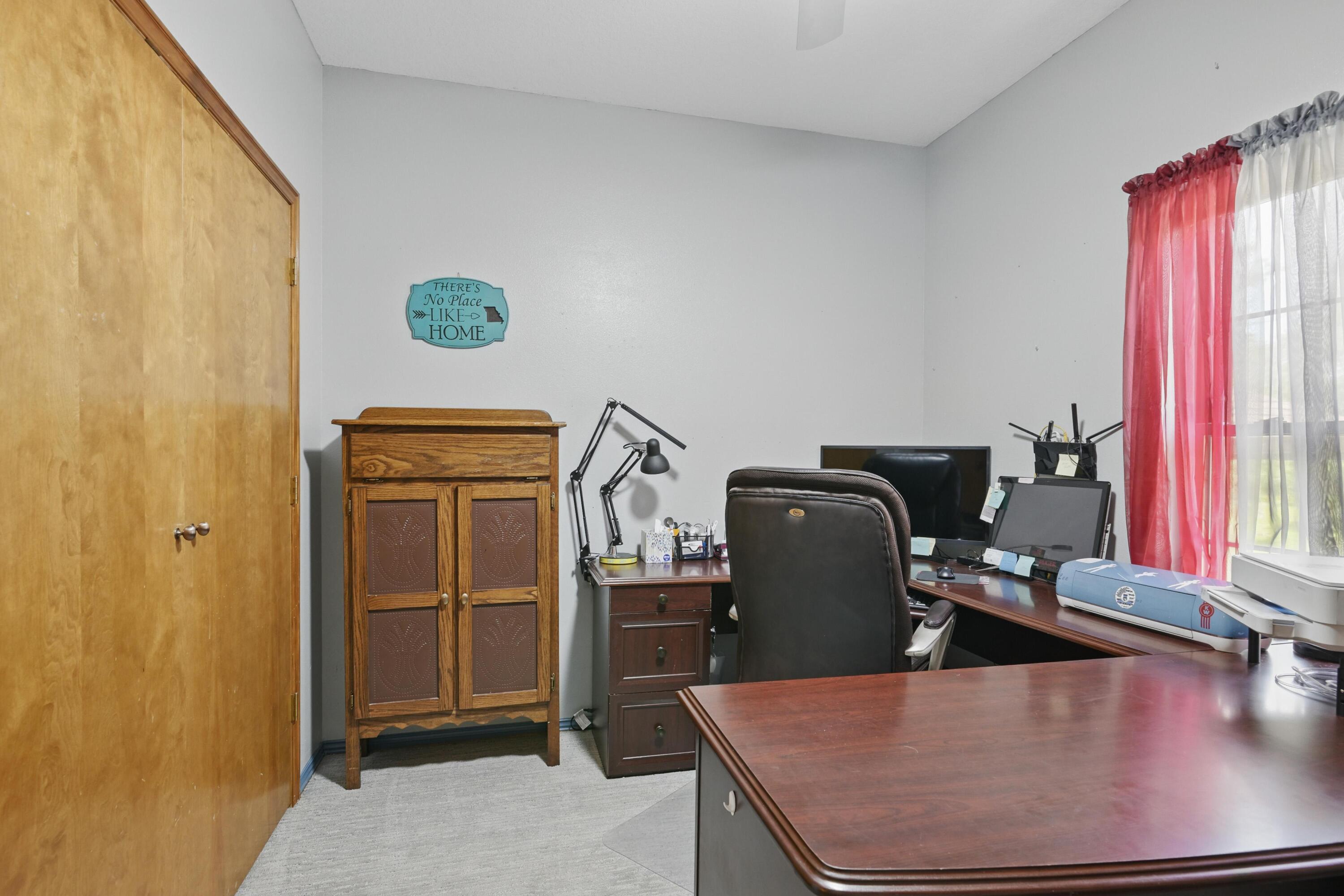 22 Oak Hill Drive Property Photo 17