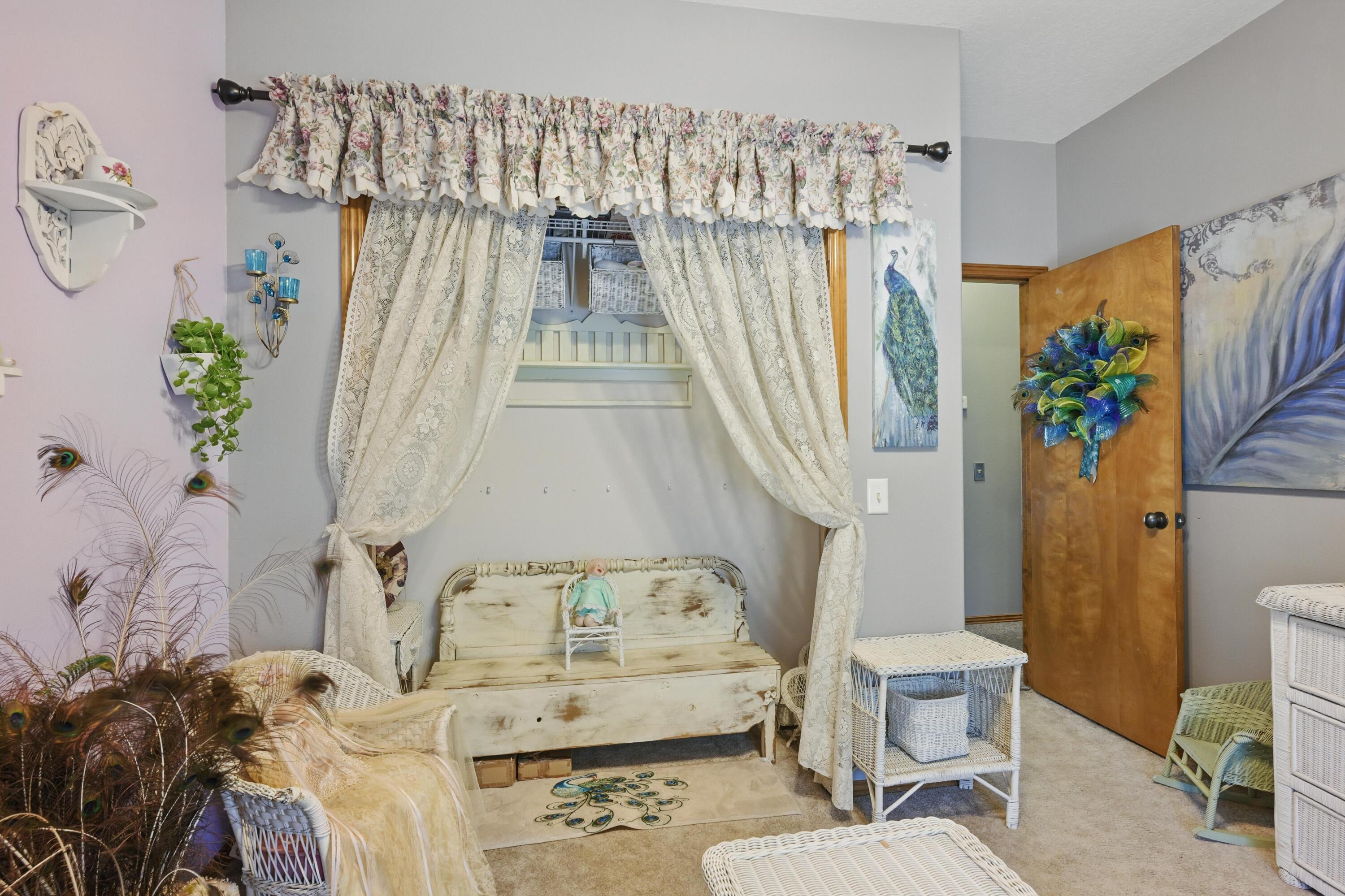 22 Oak Hill Drive Property Photo 21