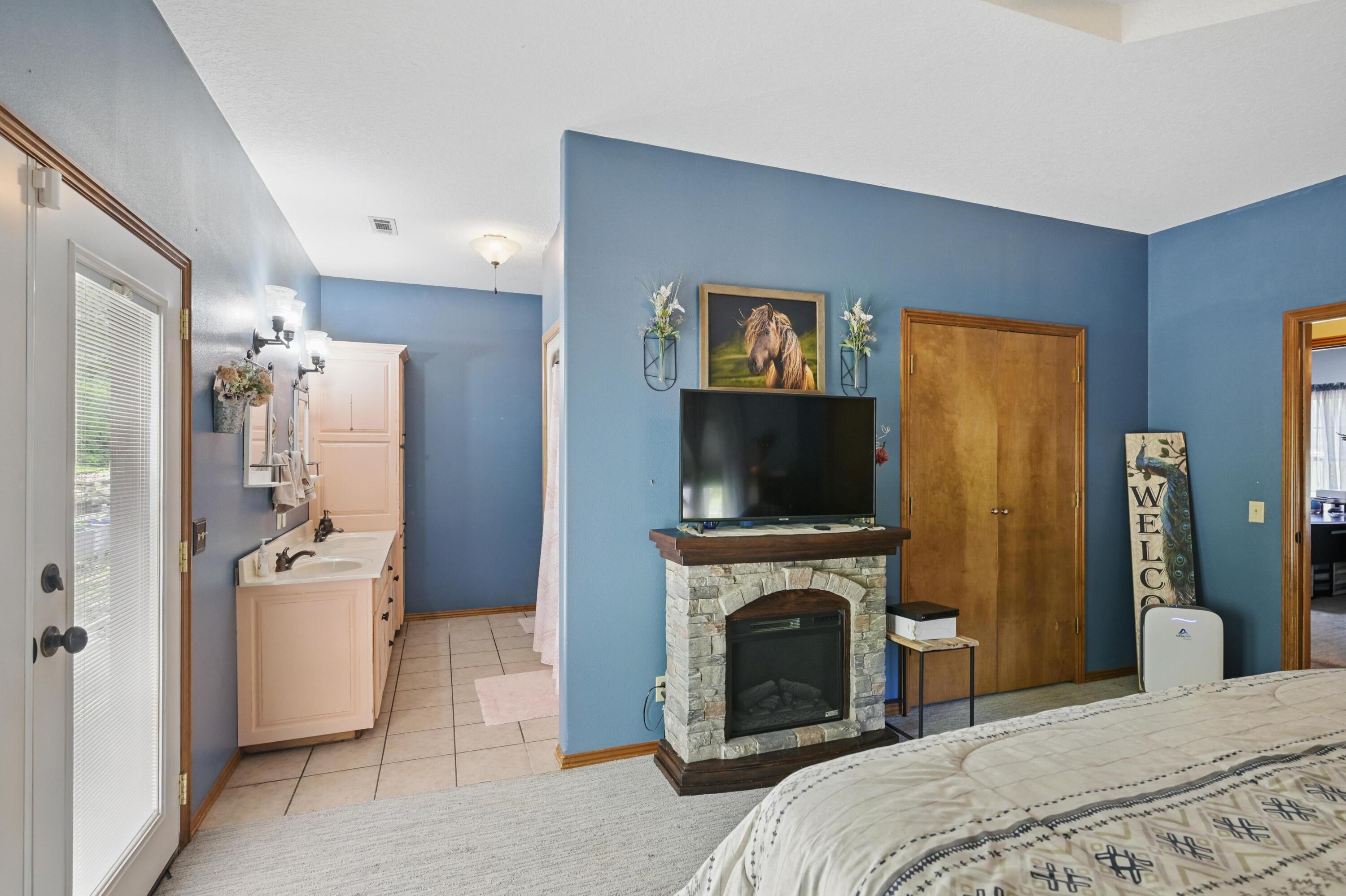 22 Oak Hill Drive Property Photo 25