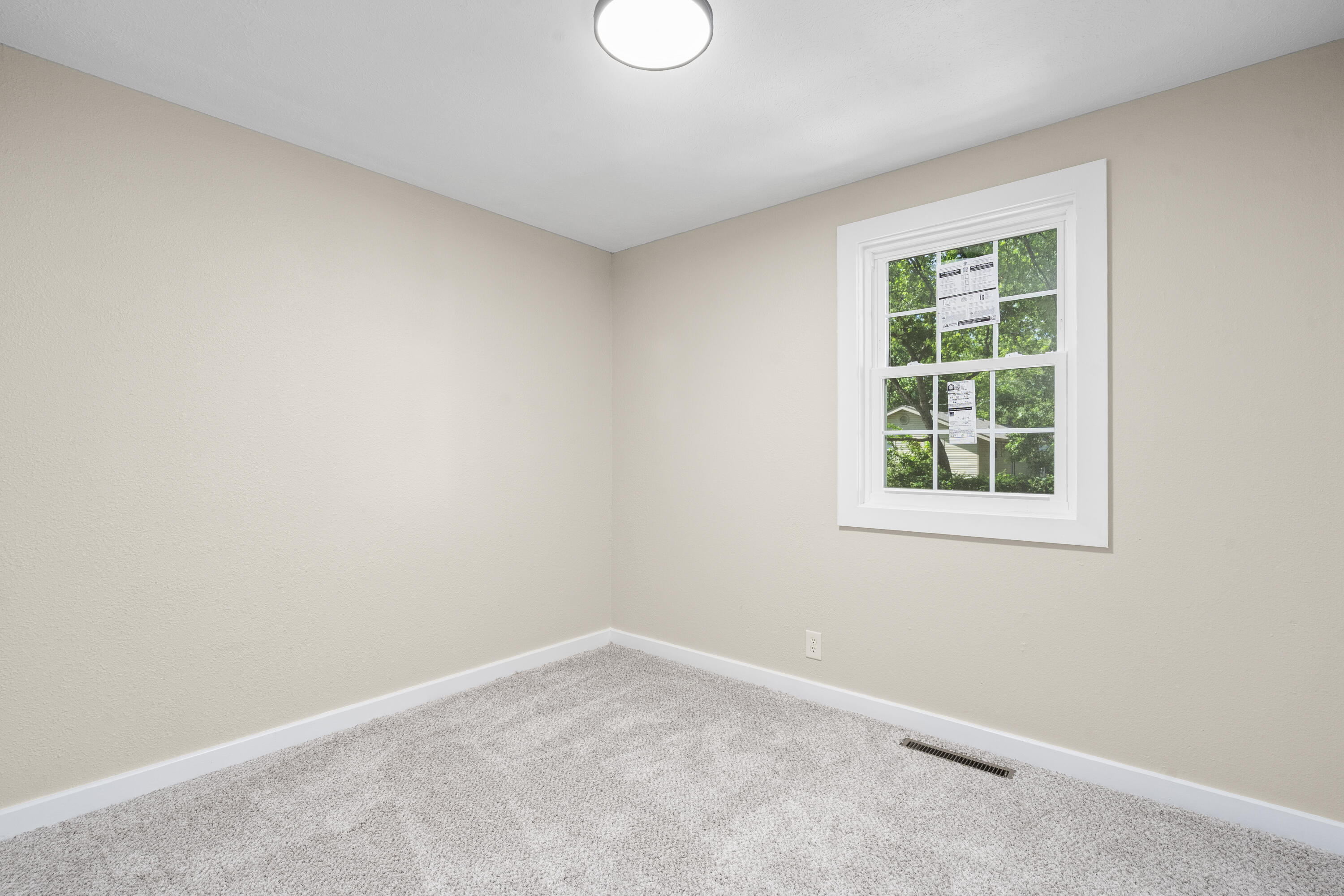 2738 West Whiteside Street Property Photo 11