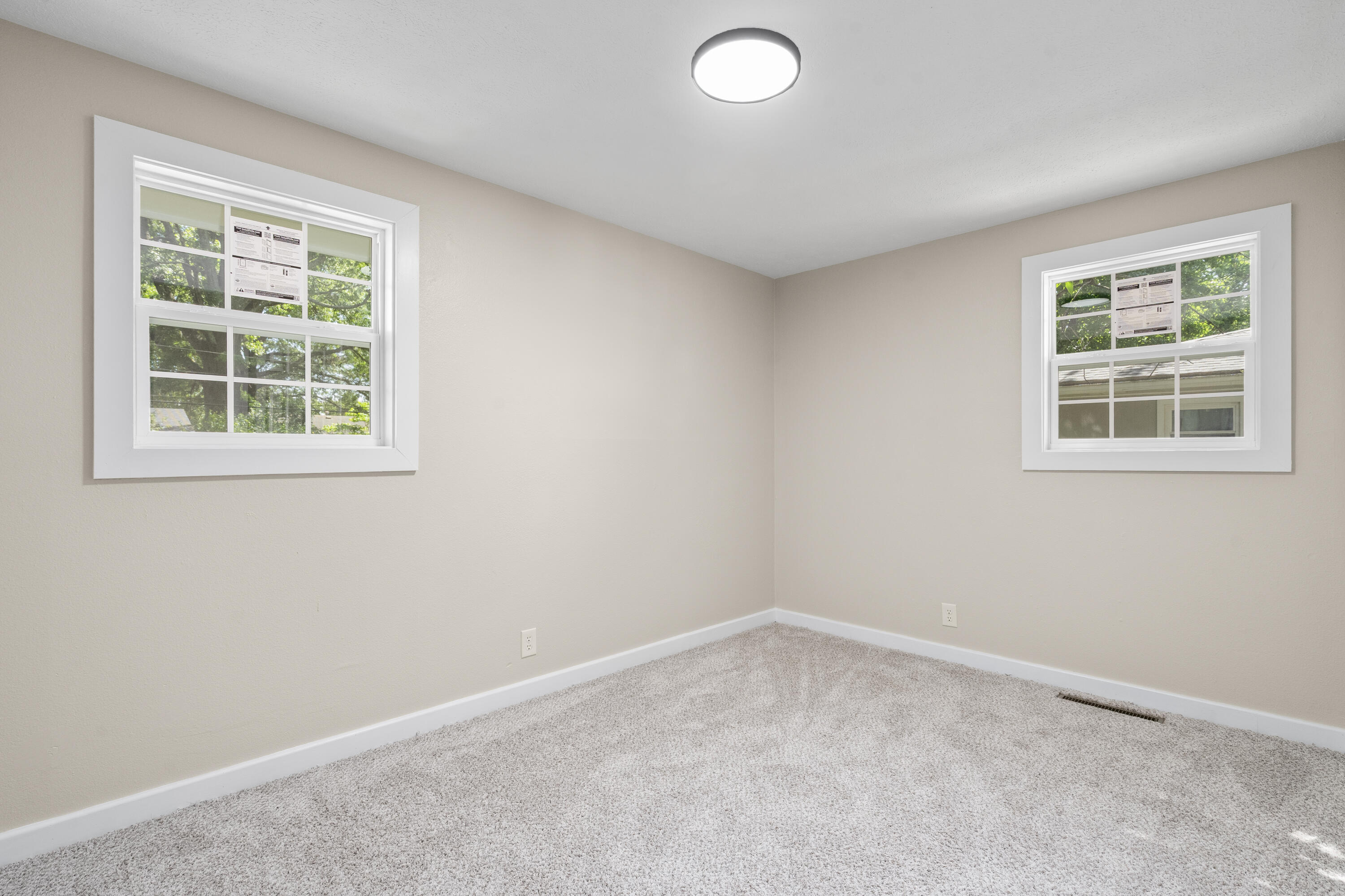 2738 West Whiteside Street Property Photo 16