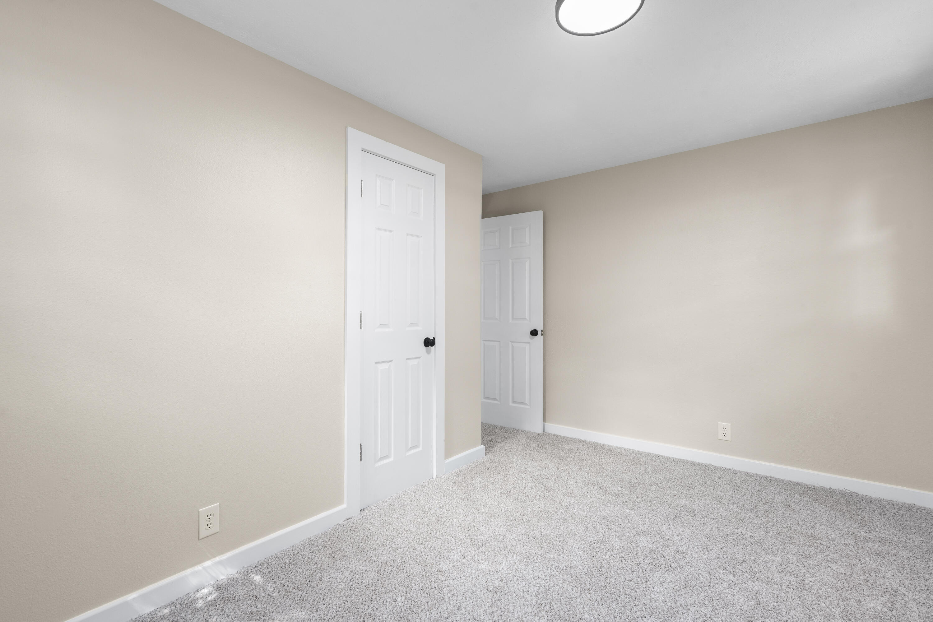 2738 West Whiteside Street Property Photo 17