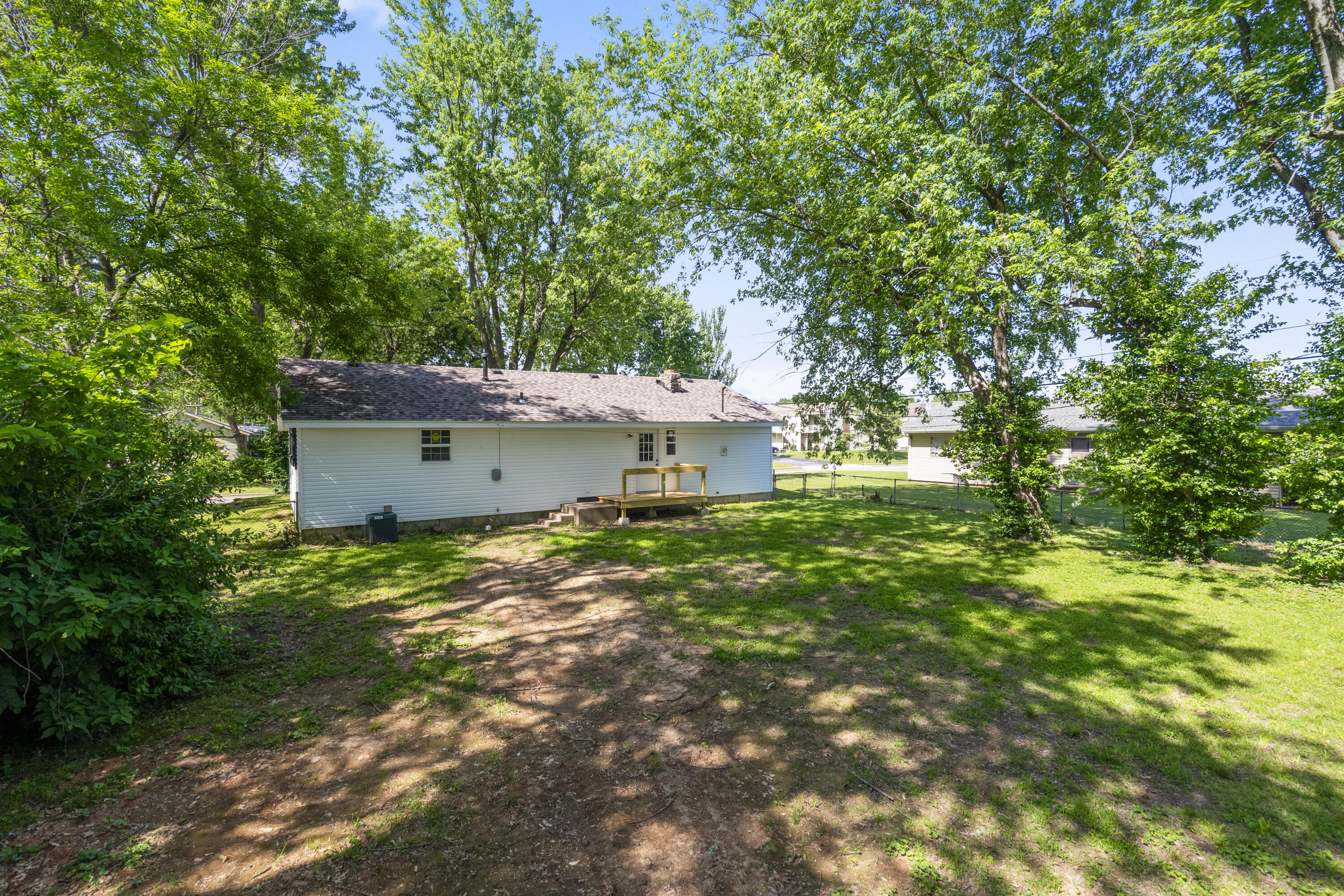 2738 West Whiteside Street Property Photo 19