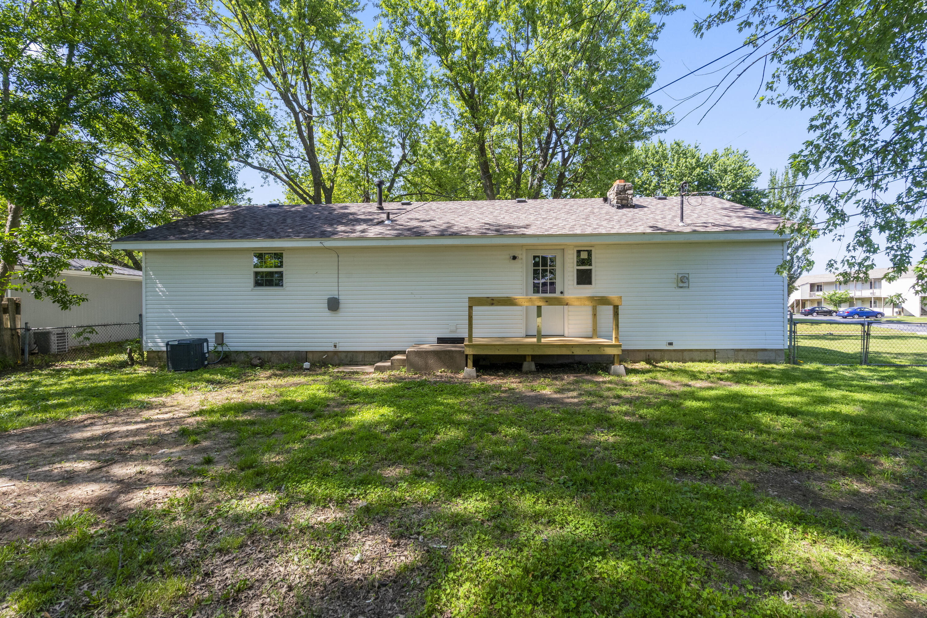 2738 West Whiteside Street Property Photo 20
