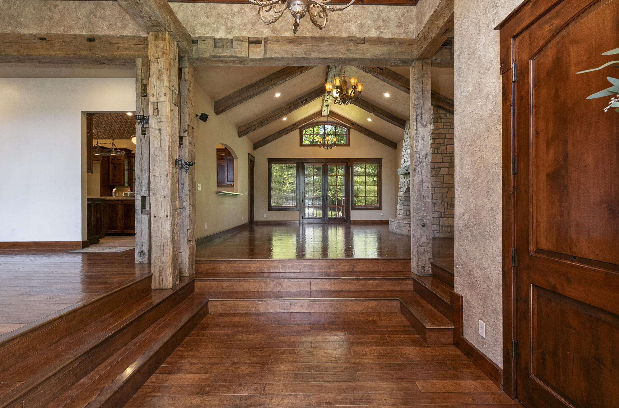 184 Appaloosa Trail Property Photo 4