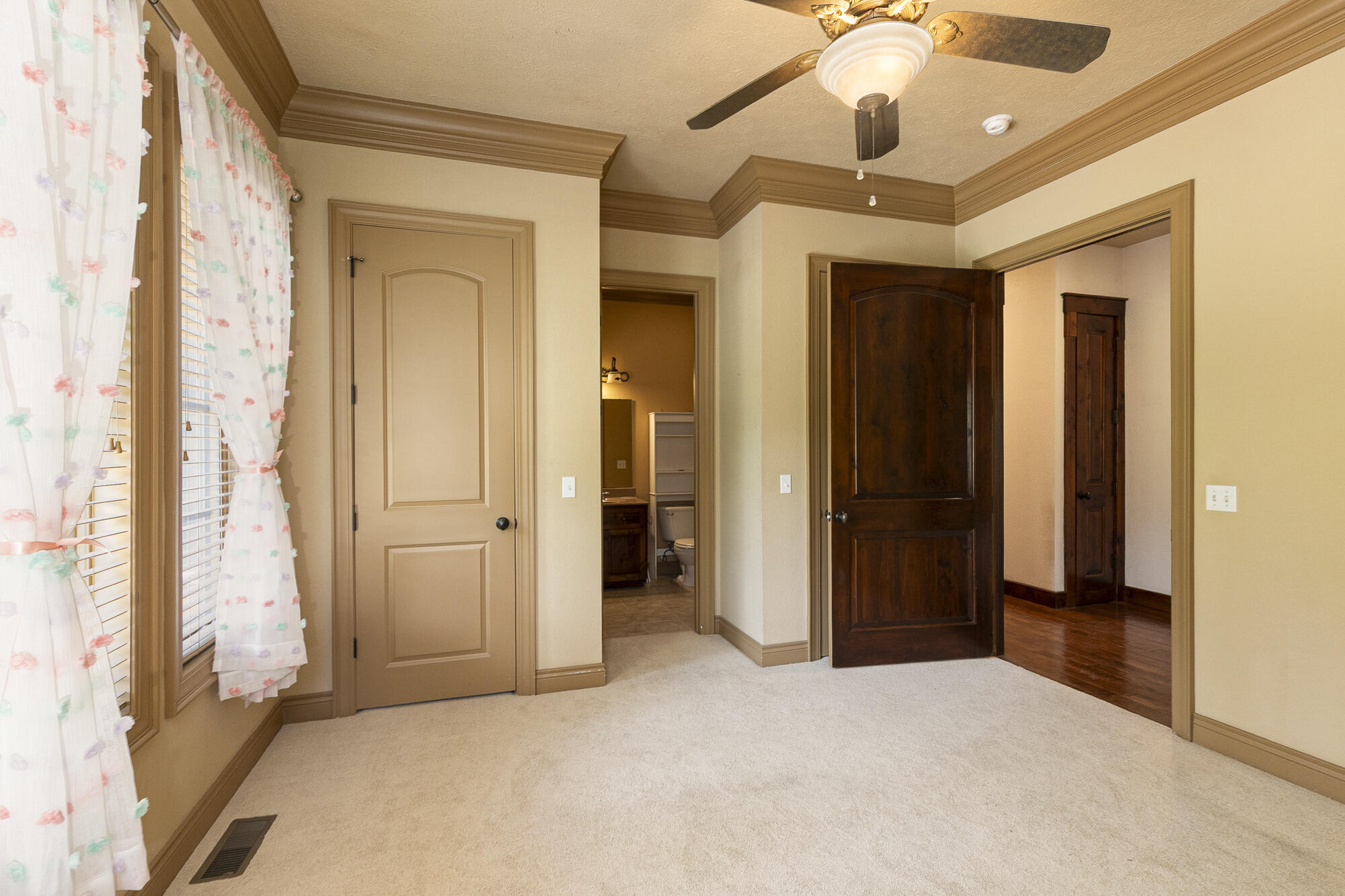 184 Appaloosa Trail Property Photo 40